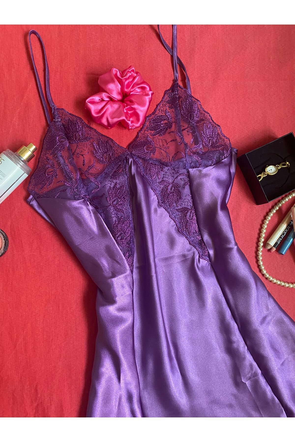 Kadın İnce Askılı Dantel Detaylı Seksi Mor Saten Gecelik