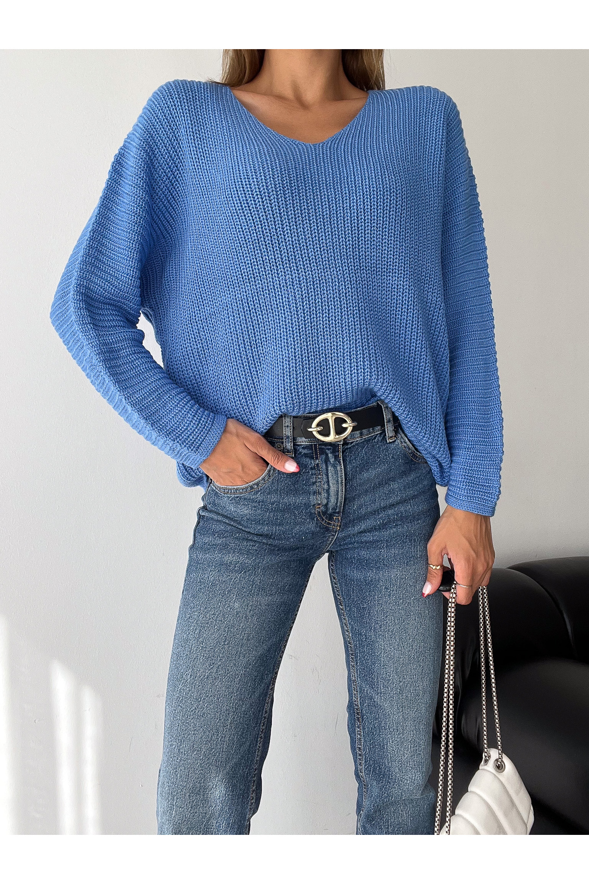 Fiolin Kadın İndigo Mavi V Yaka Selanik Örgü Oversize Triko Kazak