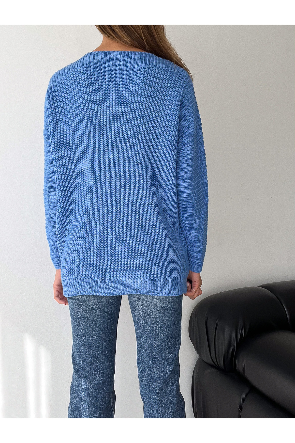 Fiolin Kadın İndigo Mavi V Yaka Selanik Örgü Oversize Triko Kazak