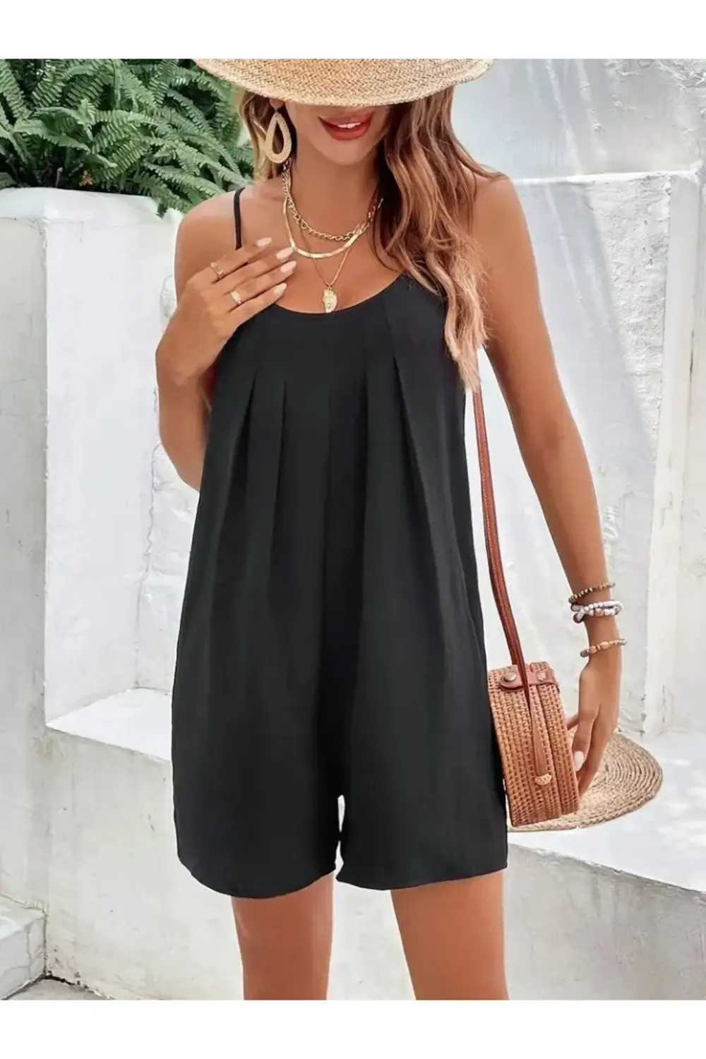 Kadın Ip Askılı Yuvarlak Yakalı Pileli Viskon Tulum