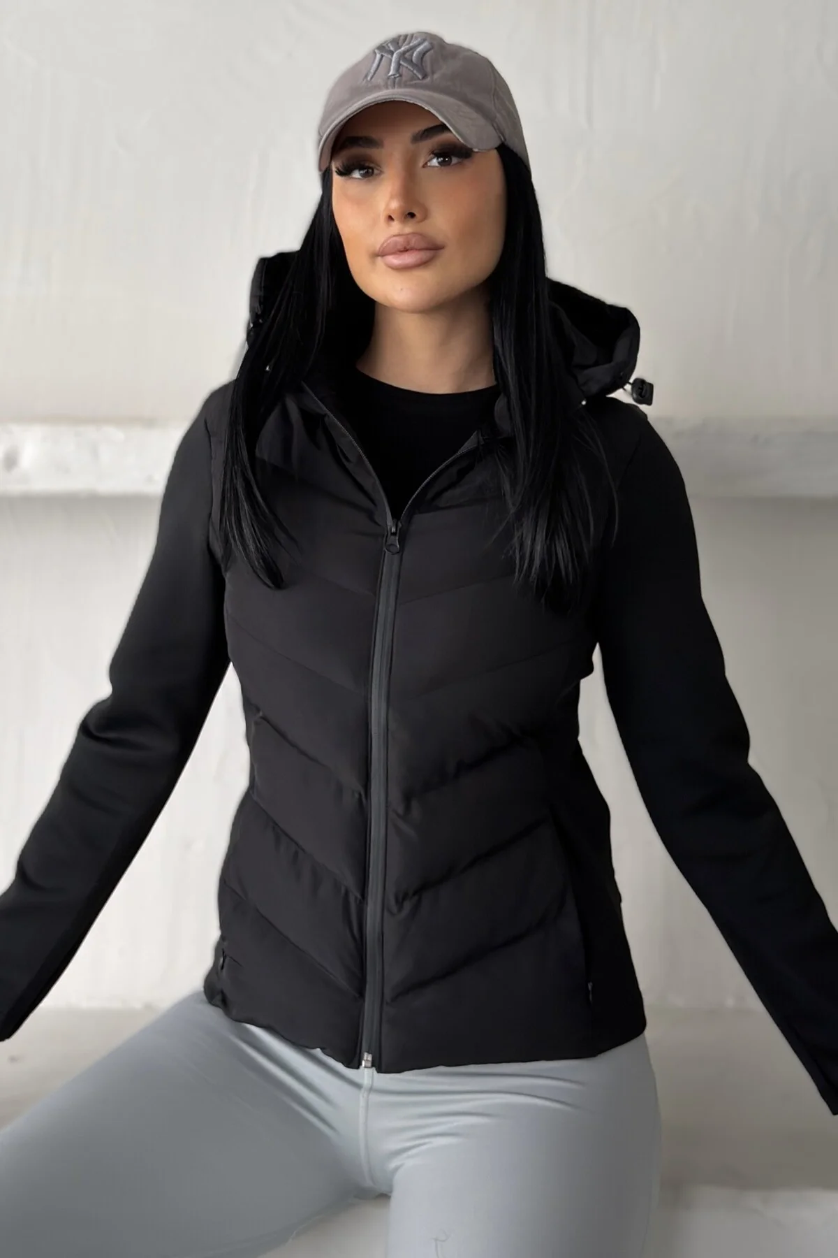 Kadın Kapüşonlu Range Rover Mom Şişme Slim Fit Ceket Fiyatı, Yorumları ve Özellikleri