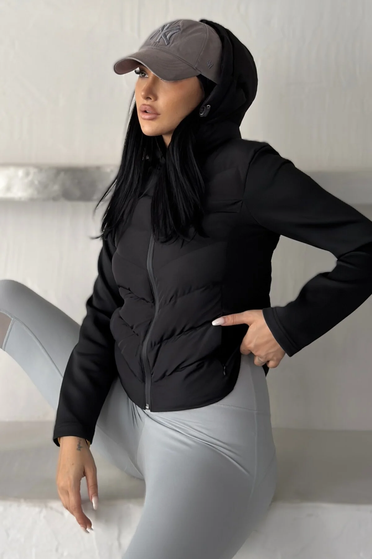 Kadın Kapüşonlu Range Rover Mom Şişme Slim Fit Ceket Fiyatı, Yorumları ve Özellikleri