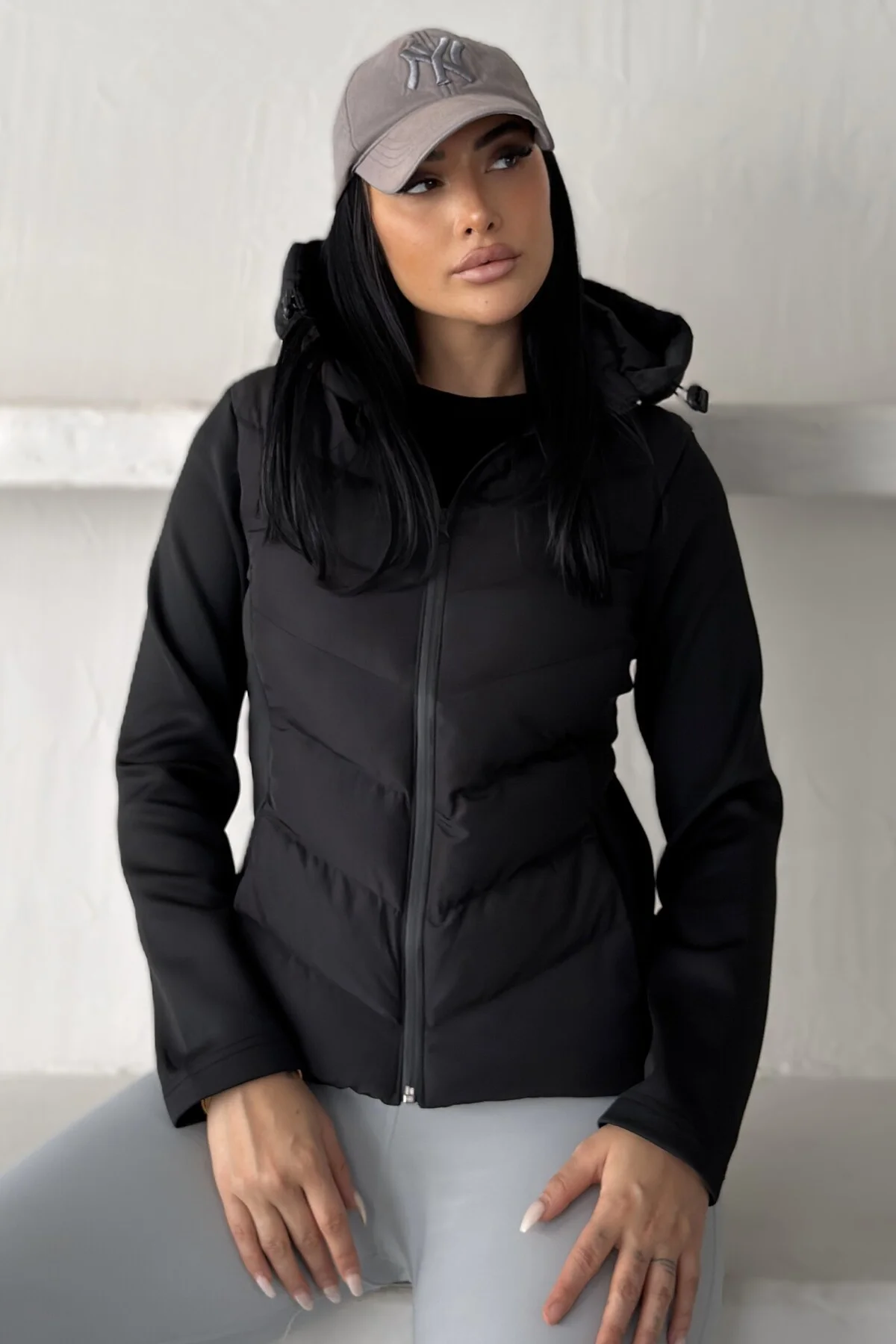 Kadın Kapüşonlu Range Rover Mom Şişme Slim Fit Ceket Fiyatı, Yorumları ve Özellikleri