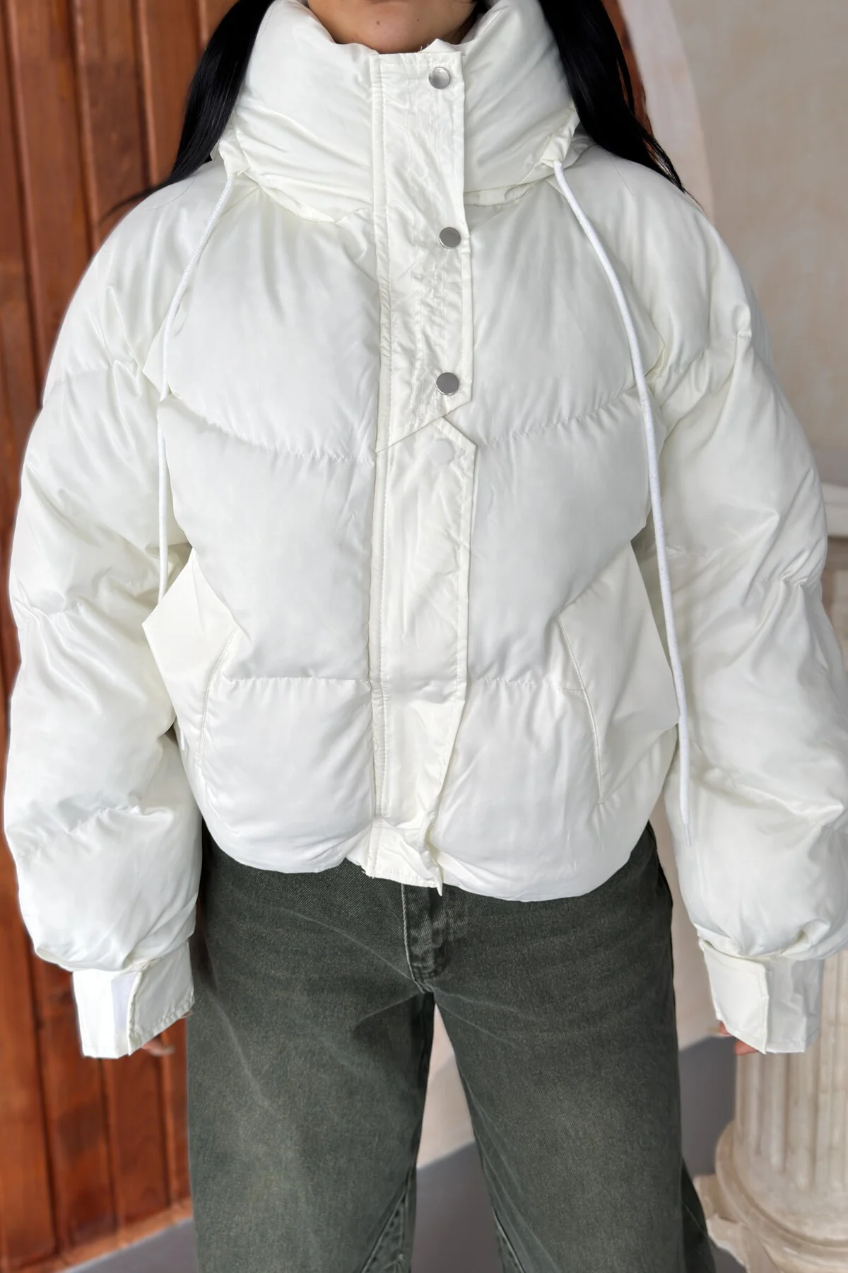 Kadın Kapüşonlu Şişme Mont Oversize Kısa Puffer Ceket | Yeni Sezon Fiyatı, Yorumları ve Özellikleri