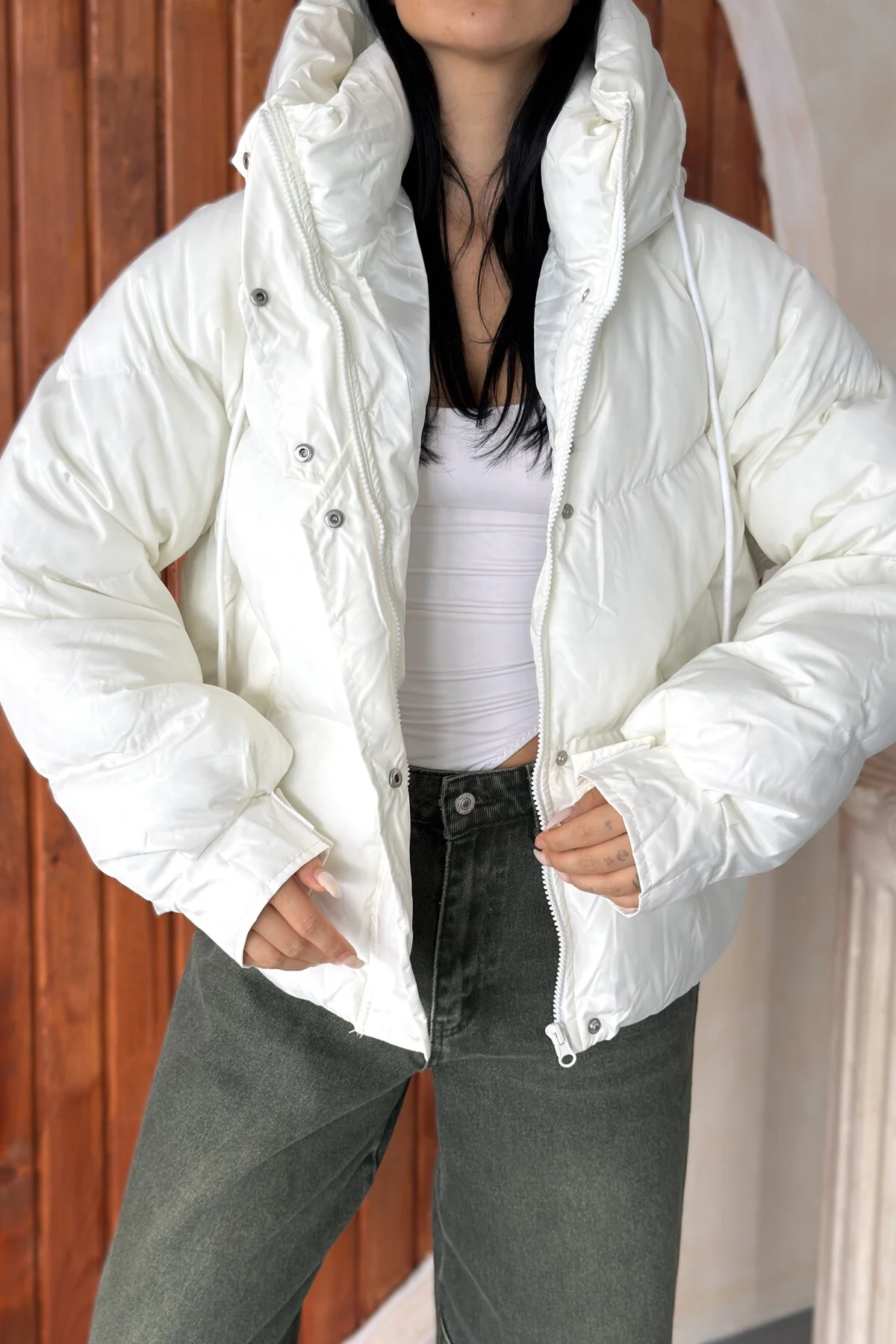 Kadın Kapüşonlu Şişme Mont Oversize Kısa Puffer Ceket | Yeni Sezon Fiyatı, Yorumları ve Özellikleri