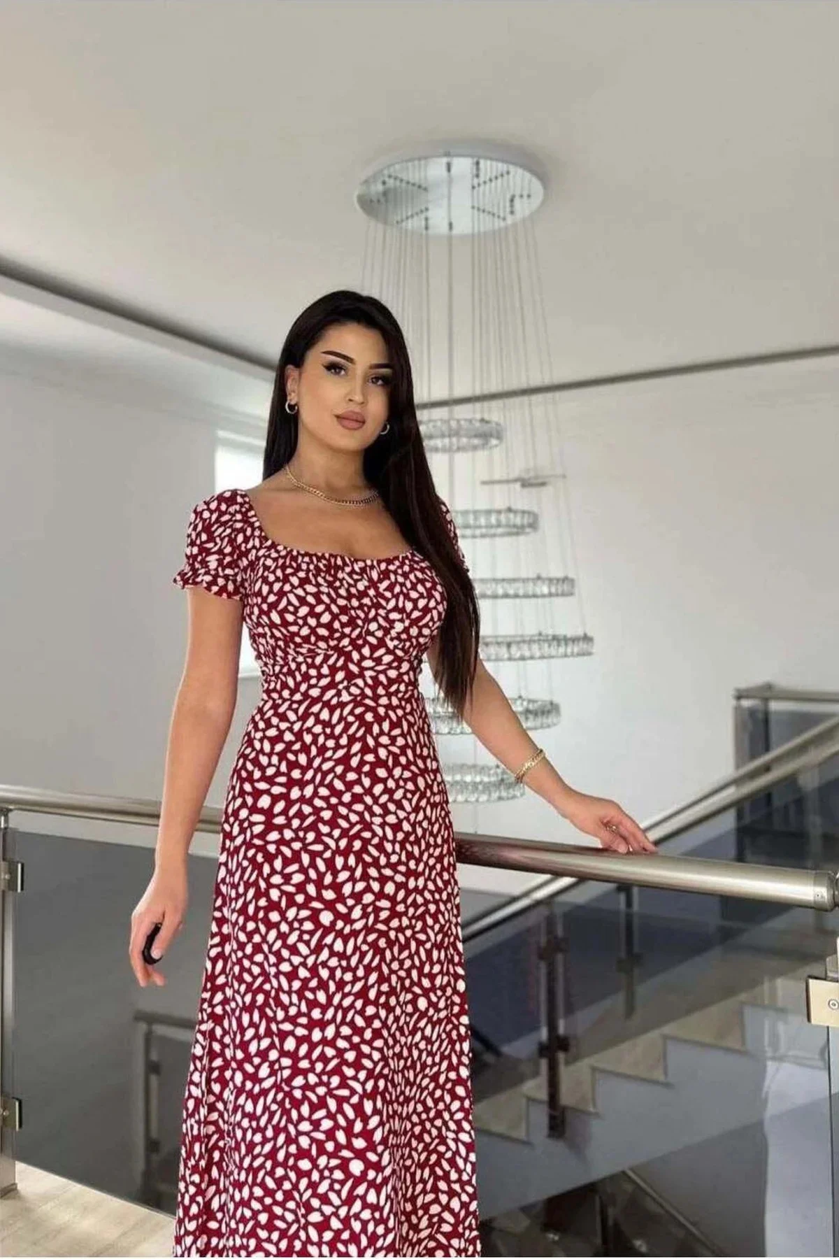 Kadın Kare Yaka Kemerli Midi Elbise Kadın Kare Yaka Kemerli Midi Elbise