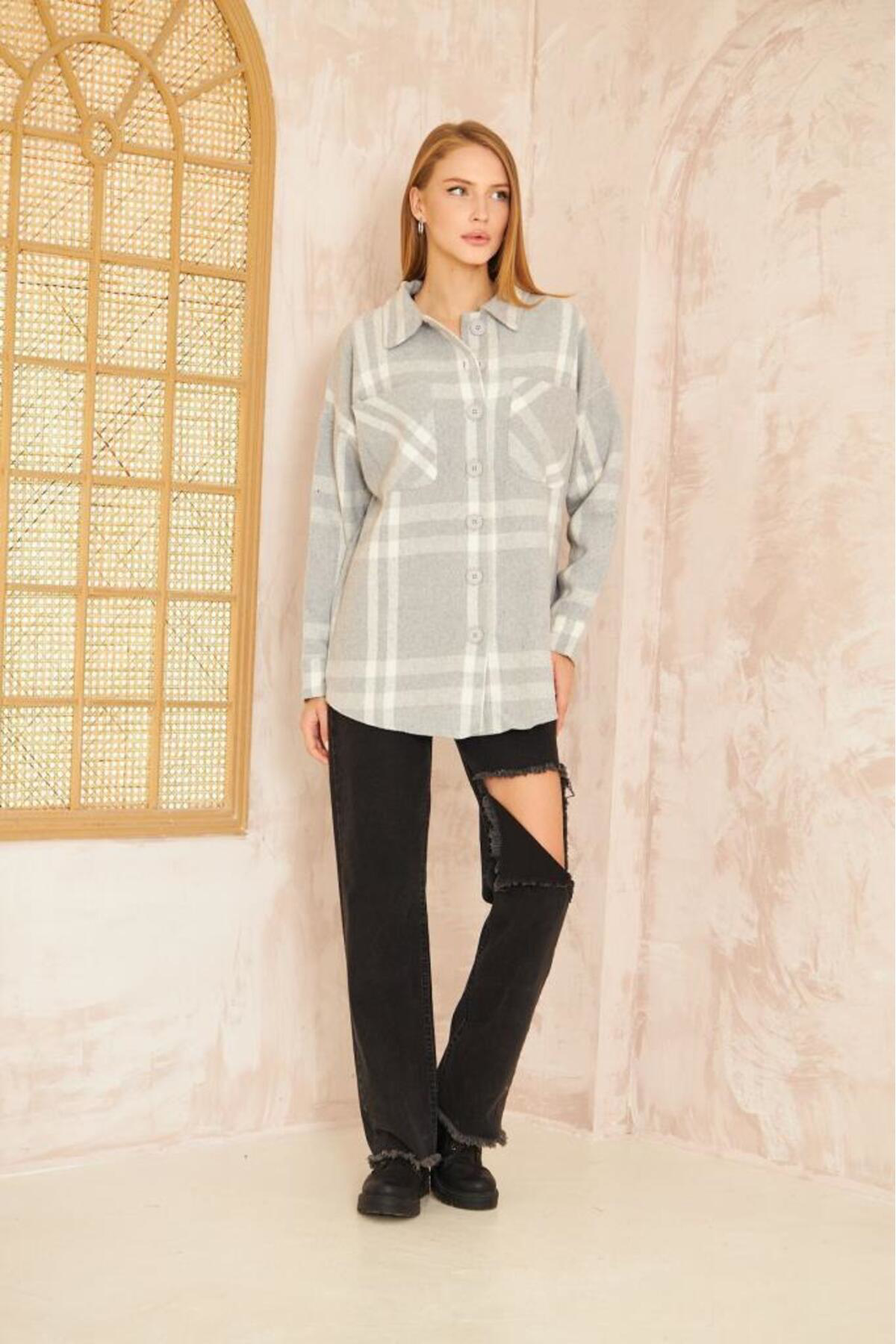 Pasaklı Giyim Kadın Kaşe Ekose Desenli Rahat Kalıp Uzun Cepli Spor Oduncu Gömle