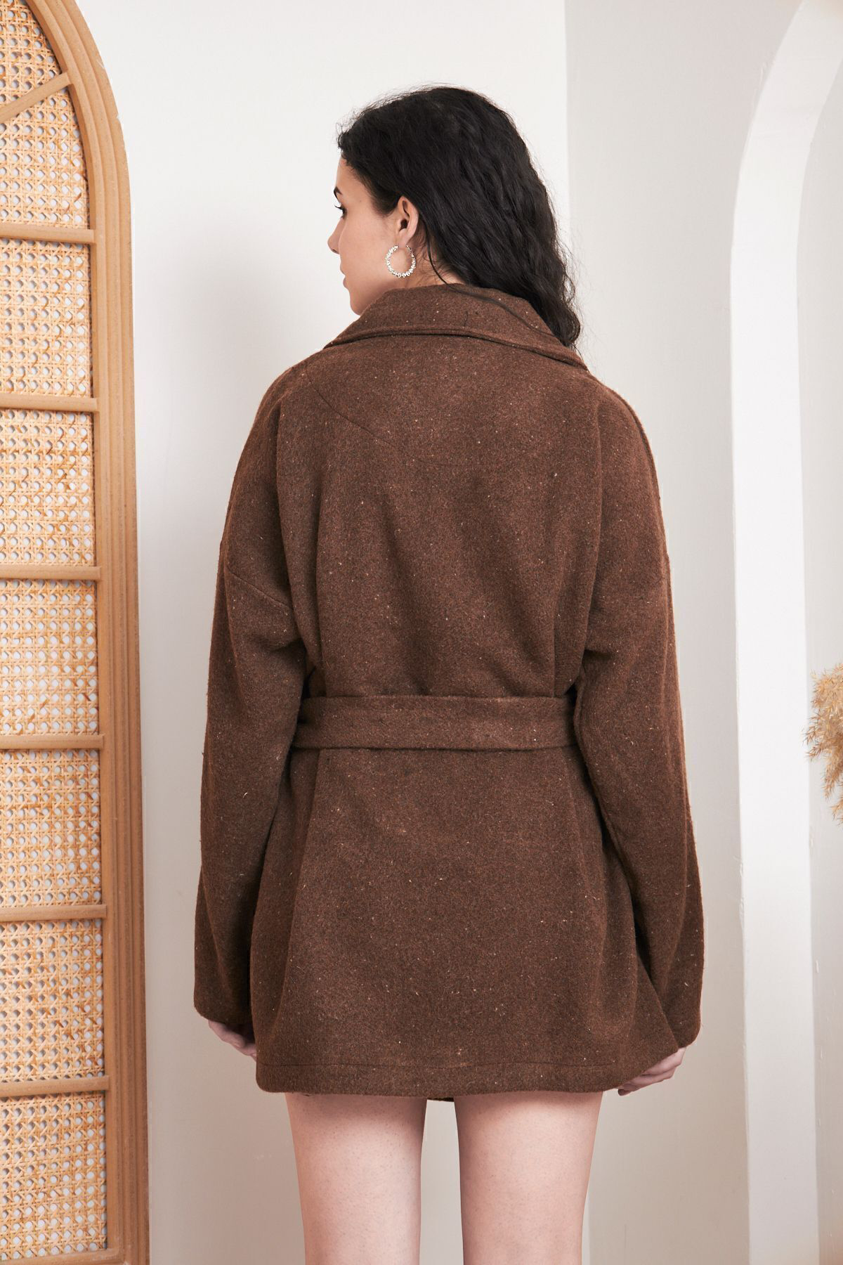 Kadın Kaşe Kahverengi Cepli Kuşaklı Ceket Yaka Astarsız Kısa Over