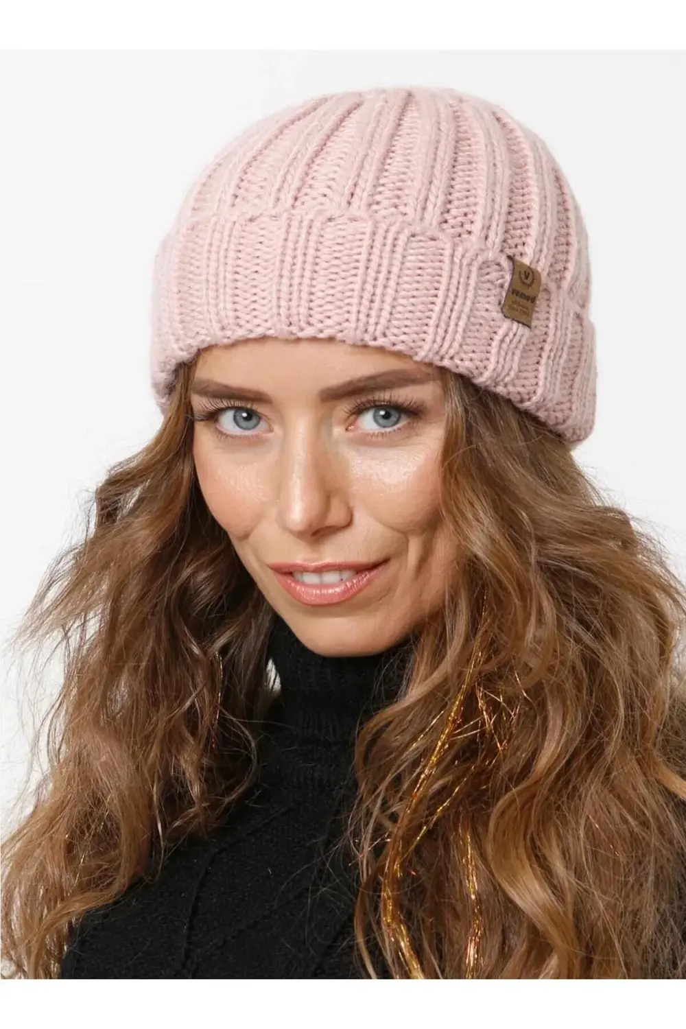 Kadın Katlamalı Örgü Bere