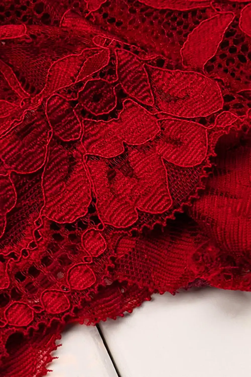 Kadın Kırmızı Dantelli & Kurdelalı Sütyen Külot Takımı