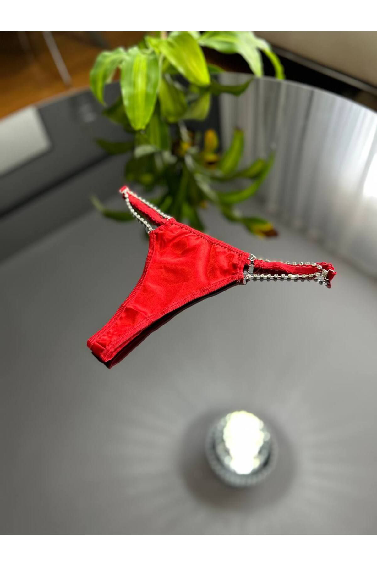 Kadın Kırmızı Seksi Dikişsiz Parlak Taş Detaylı Tanga, Kırmızı Seksi İç Çamaşırı String Külot Bikini
