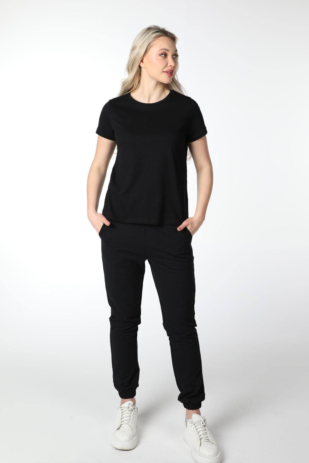 Defys Kadin Bisiklet Yaka Kisa Kollu Regular Fit Basic Tişört Siyah