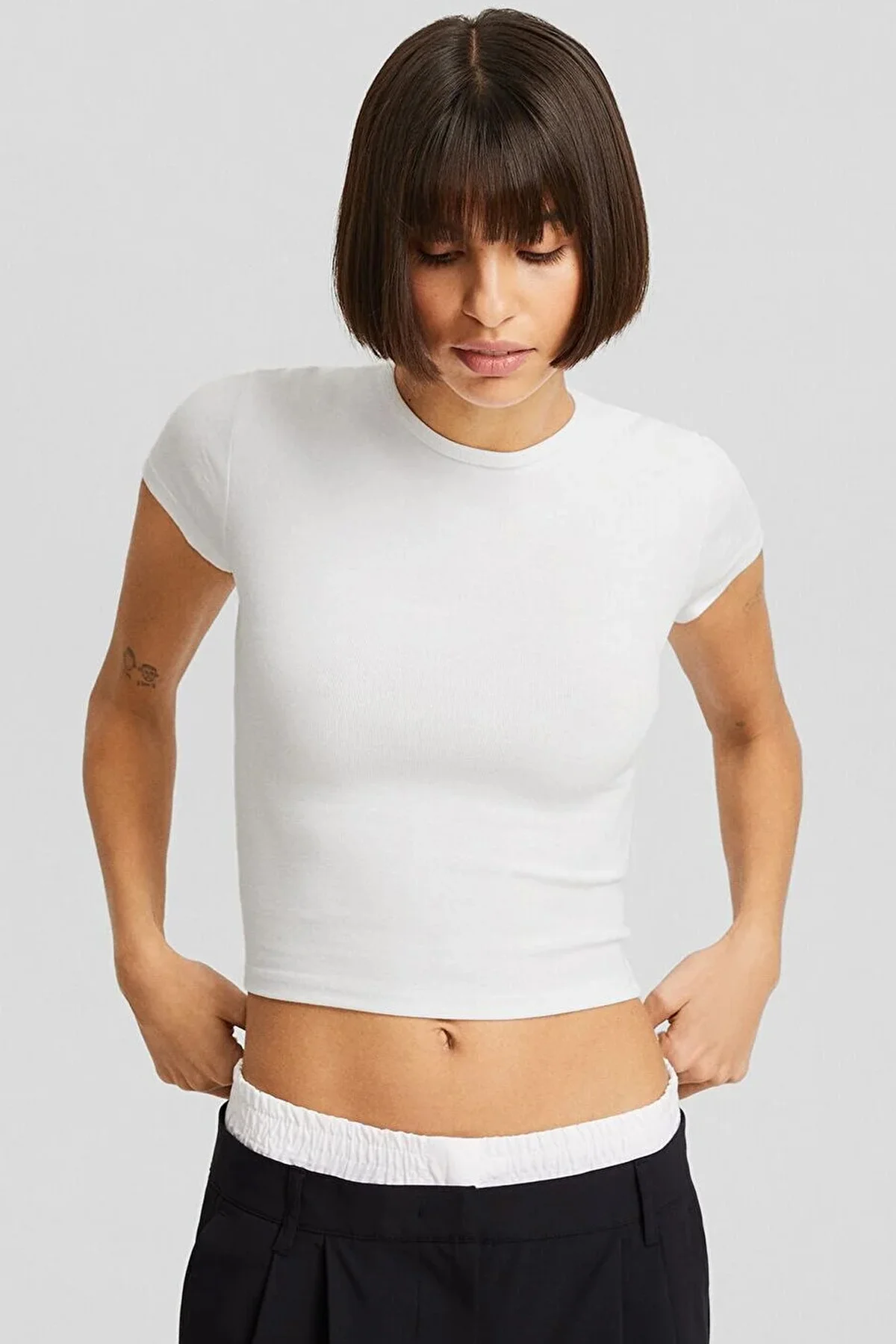 Kadın Kısa Kollu Bisiklet Yaka T-Shirt