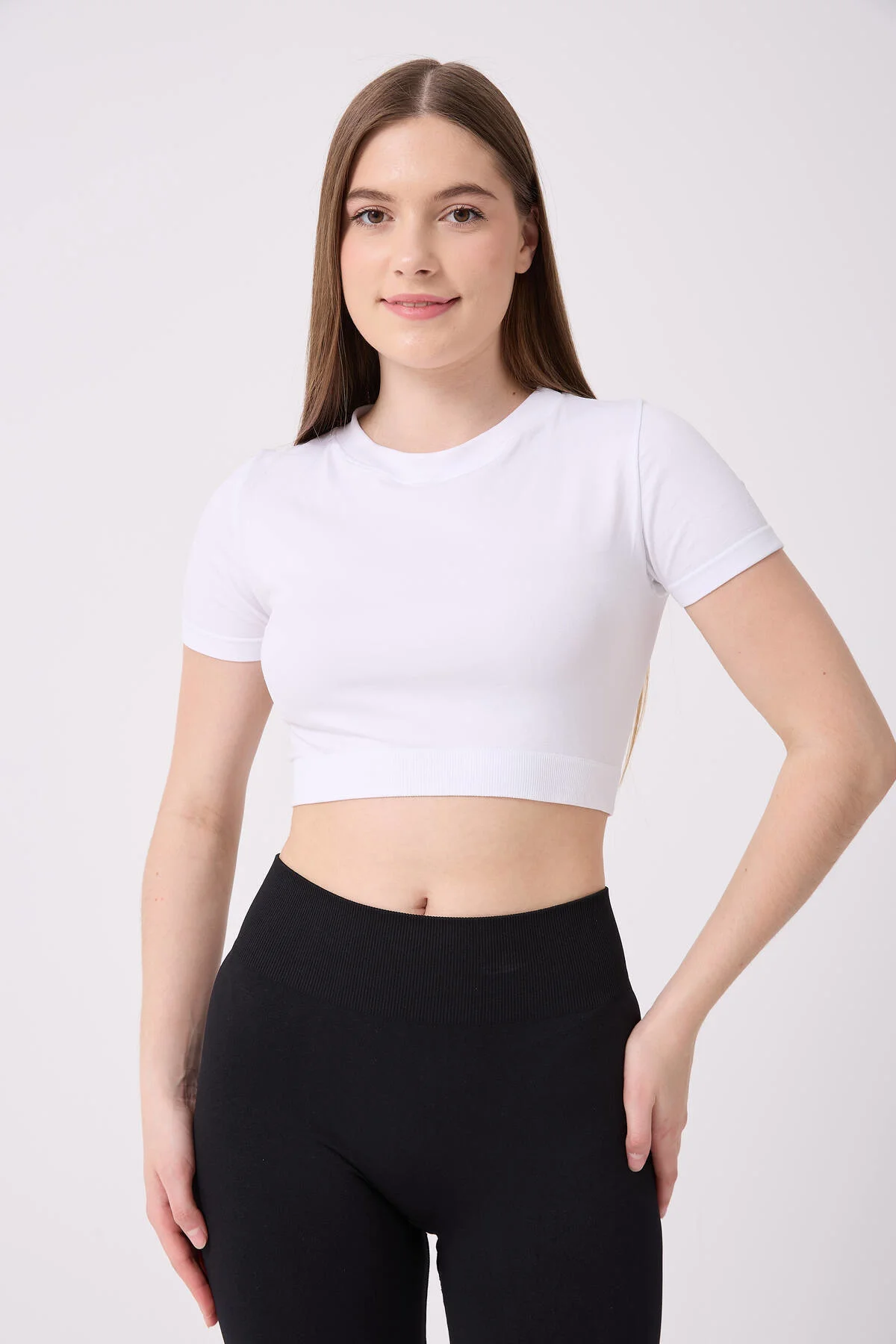 Kadın Kısa Kollu Esnek Basic Crop T-Shirt