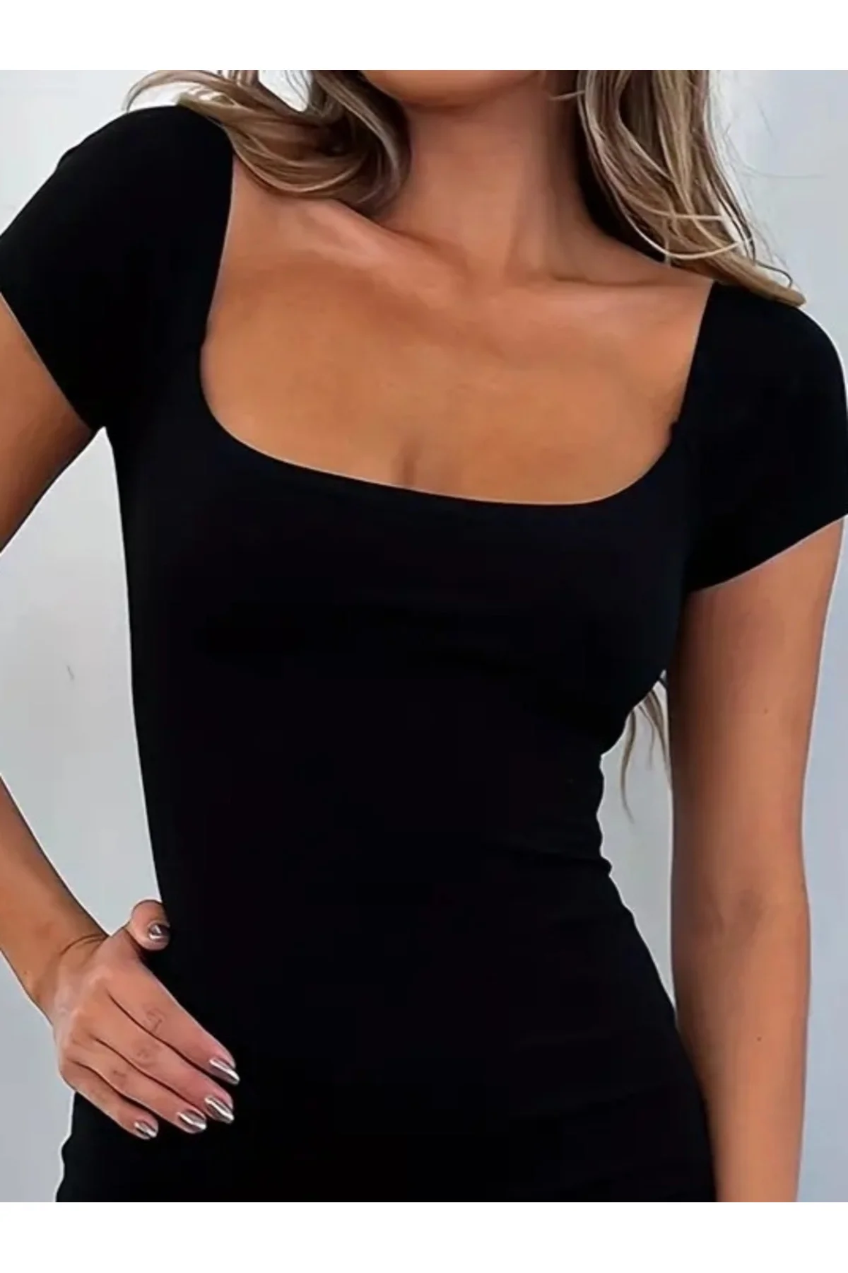 Kadın Kısa Kollu Kare Yaka Mini Bodycon Dalgıç Tulum