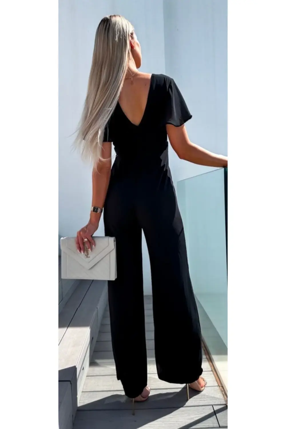 Kadın Kısa Kollu Kruvaze Yaka Sırt Dekolteli Pegasus Kumaş Tulum