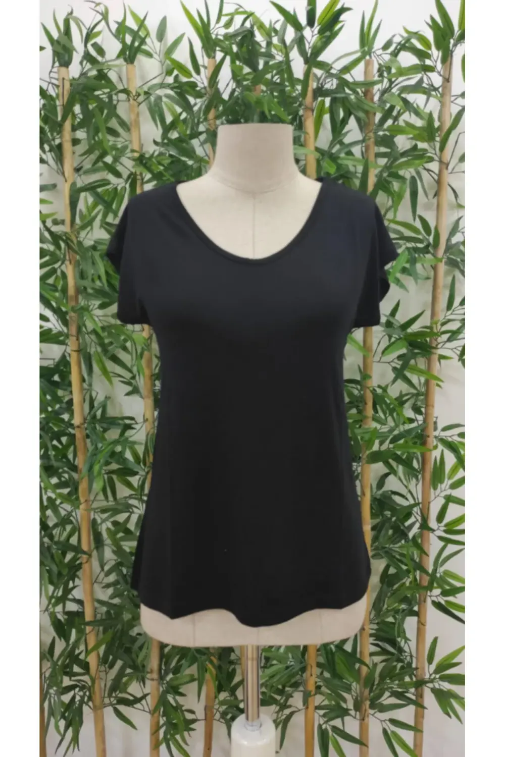 Kadın Kısa Kollu V Yakalı Viskon Bluz