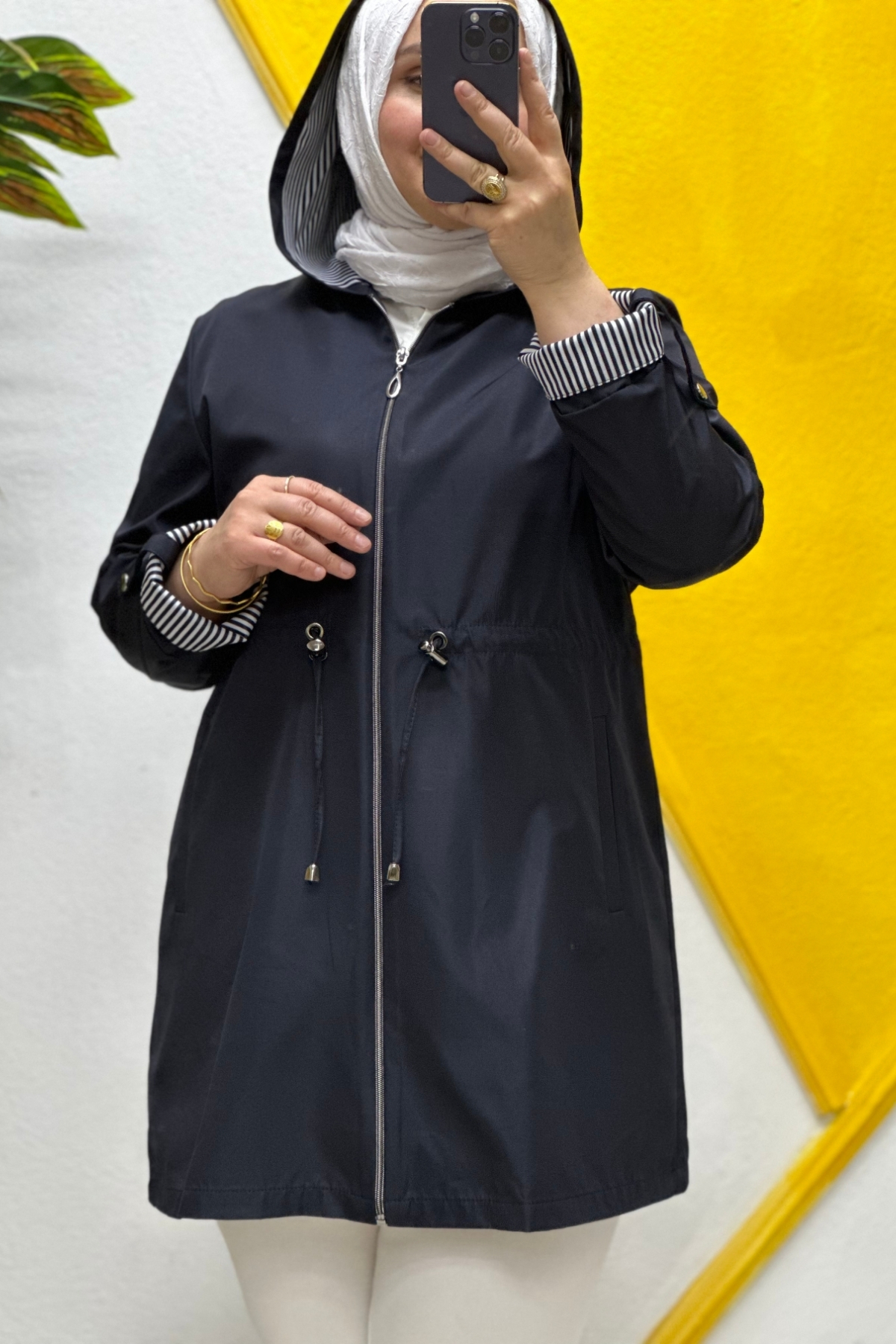 Elmas Tesettür Kadın Tesettür Giyim Büyük Beden Mevsimlik Kısa Trençkot