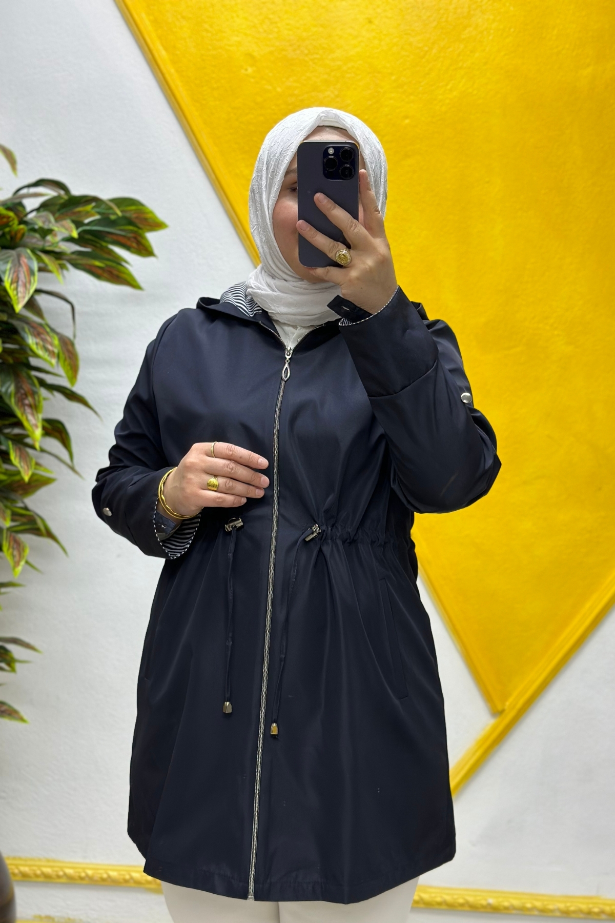 Elmas Tesettür Kadın Tesettür Giyim Büyük Beden Mevsimlik Kısa Trençkot