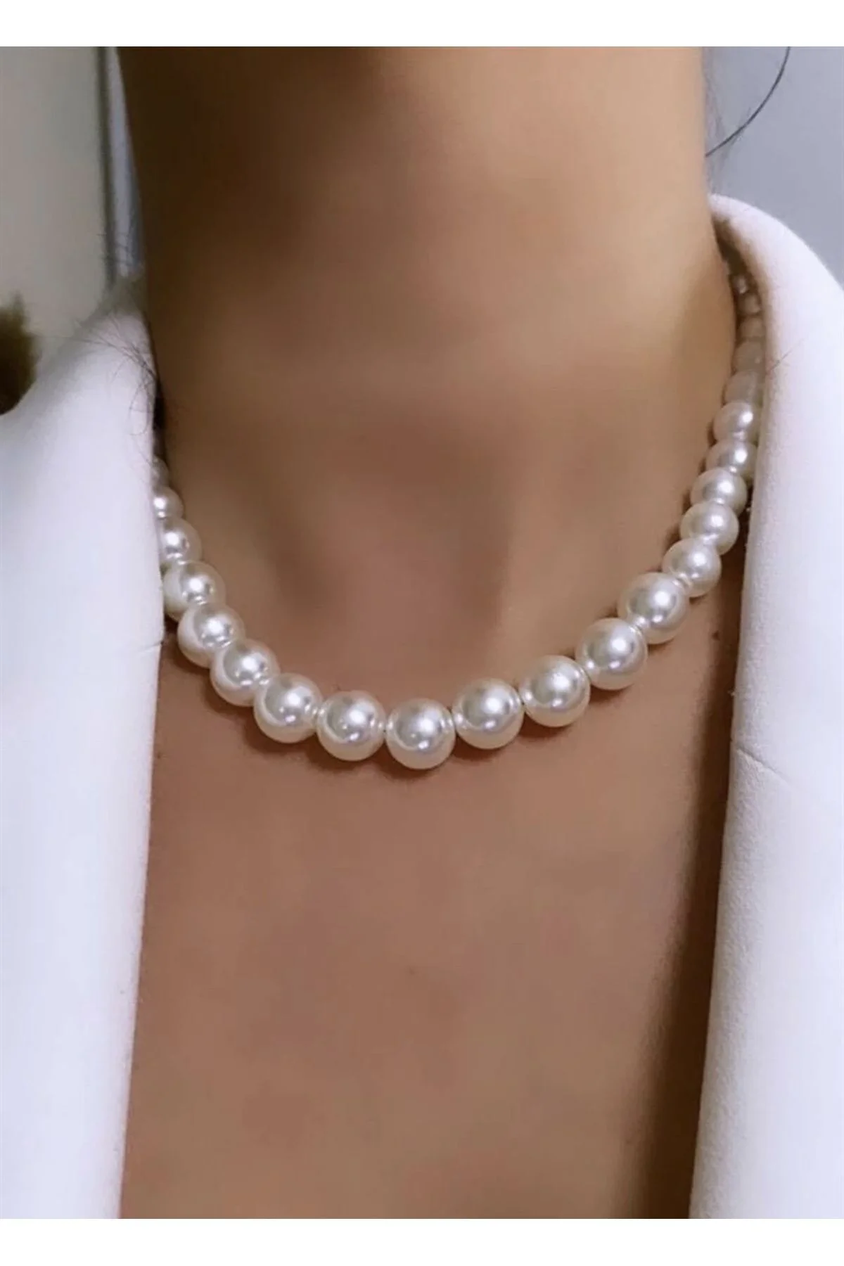 Kadın Klasik İnci Kalın Choker Kolye Kadın Klasik İnci Kalın Choker Kolye
