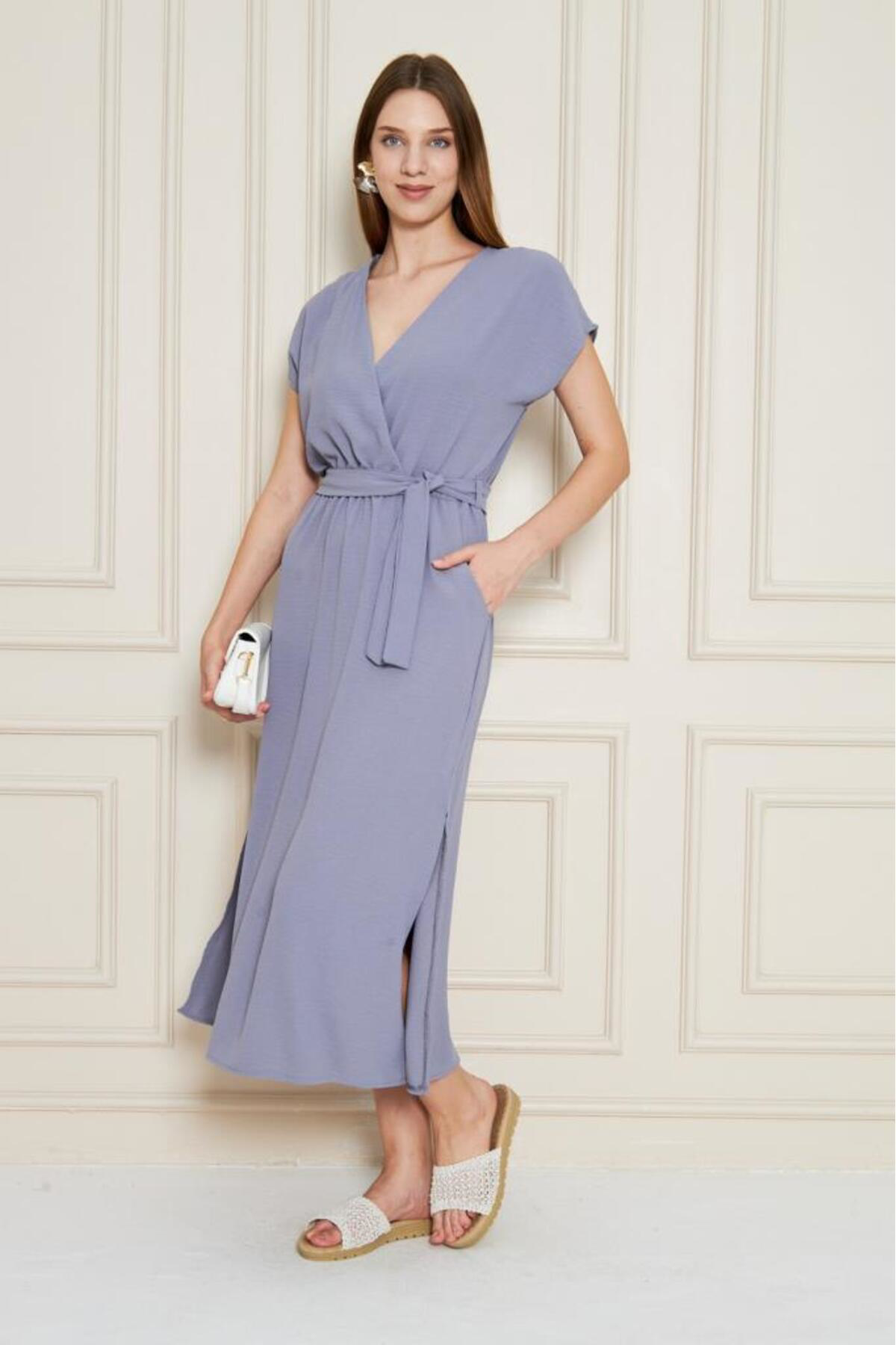 Pasaklı Giyim Kadın Kruvaze Yaka Cepli Derin Yırtmaçlı Beli Lastikli Aerobin Gü