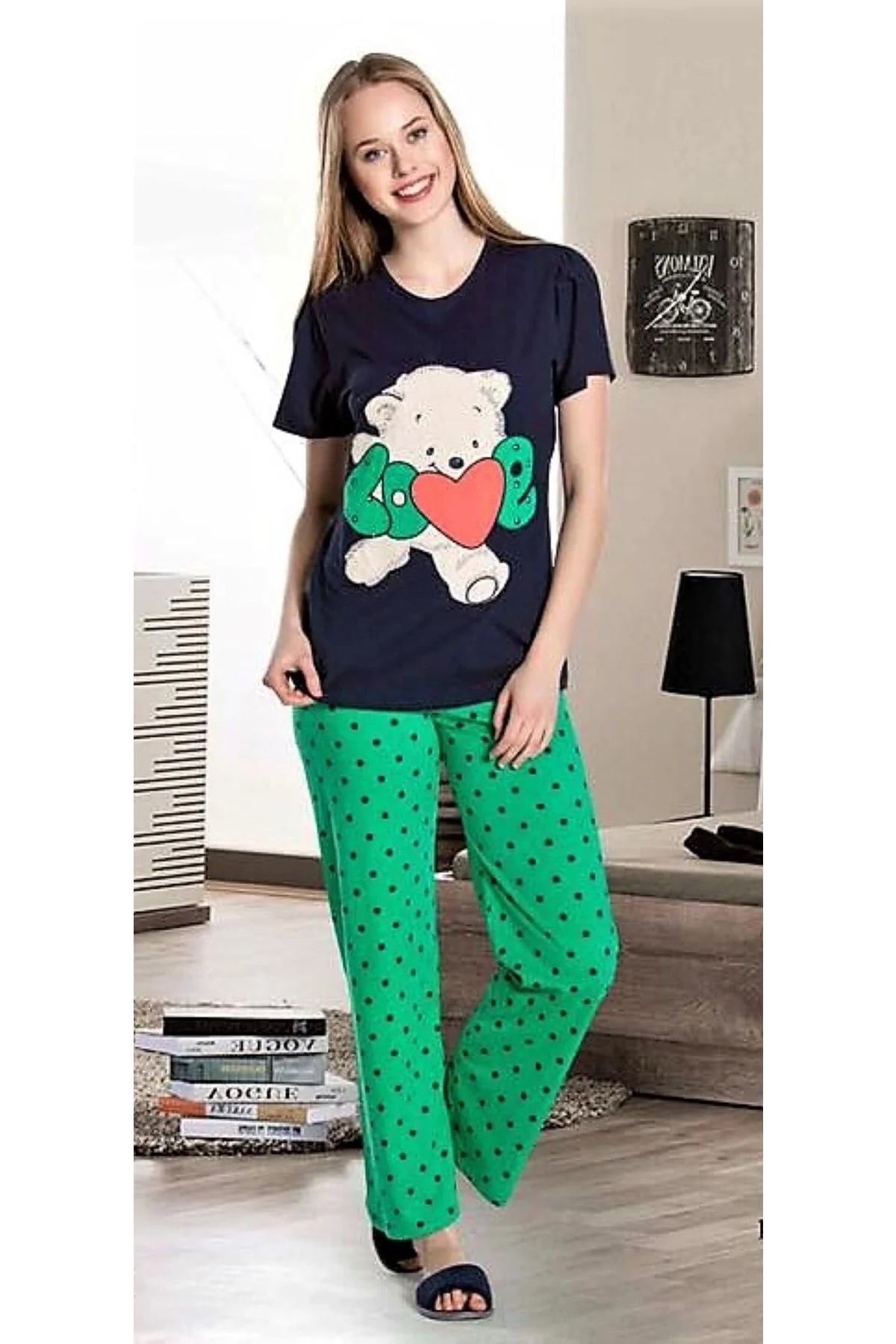 Kadın Lacivert Pijama Takımı Kadın Lacivert Pijama Takımı