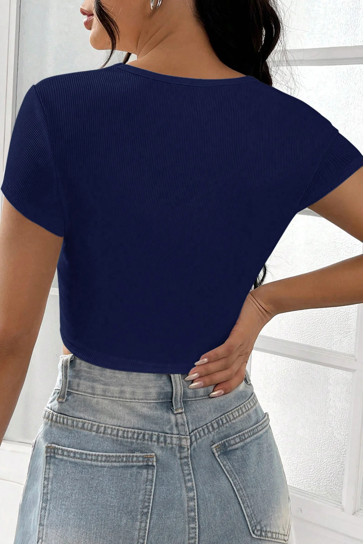 Kadın Lacivert Yarım Kol Düz Yaka Crop Top Bluz Kadın Lacivert Yarım Kol Düz Yaka Crop Top Bluz