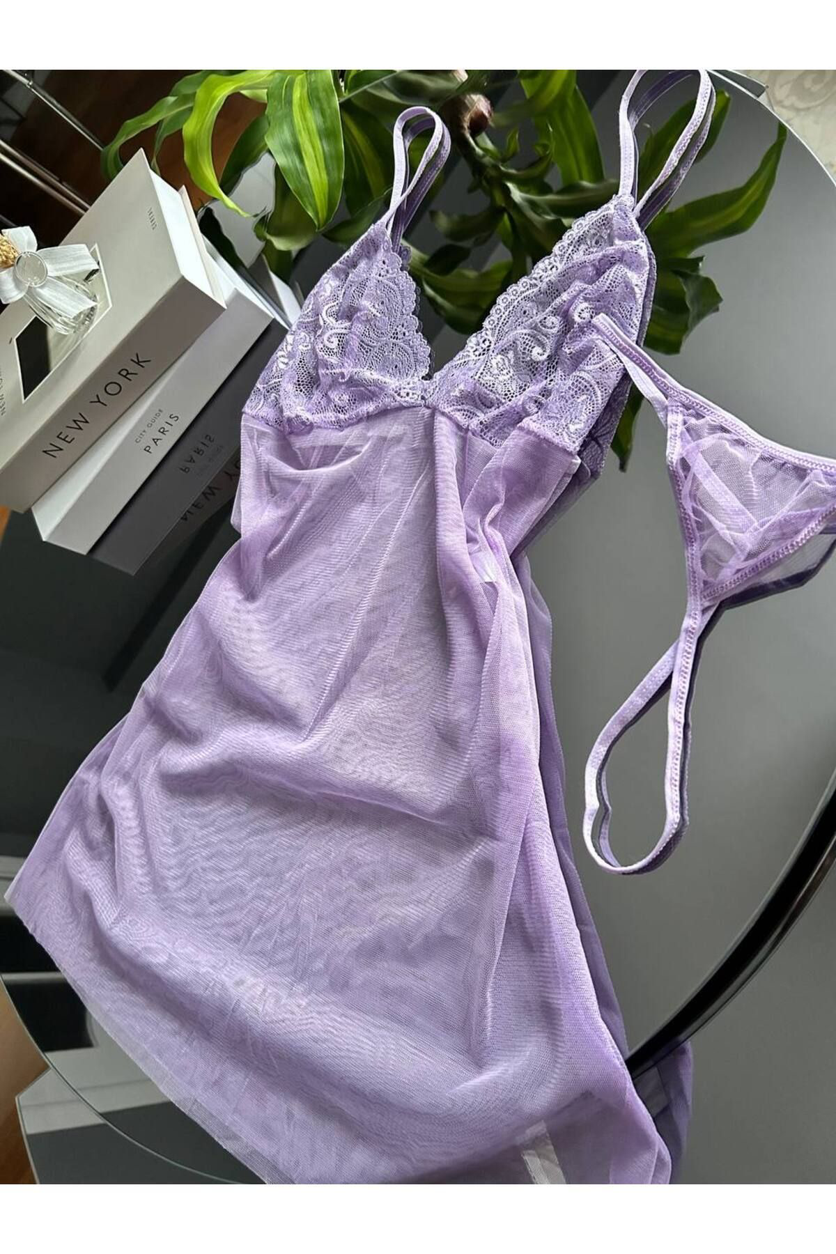 Kadın Lila İnce Askılı Dantel Detaylı Transparan Seksi Mini Tül Gecelik ve Tanga Çeyiz Takımı
