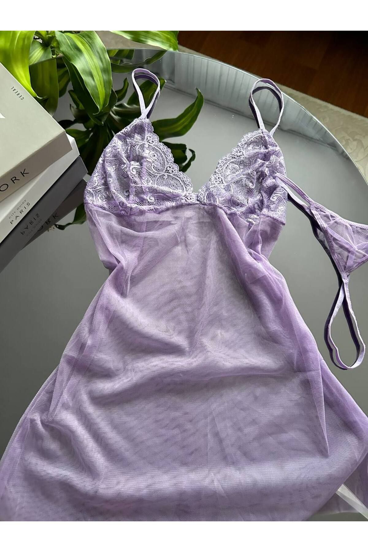 Kadın Lila İnce Askılı Dantel Detaylı Transparan Seksi Mini Tül Gecelik ve Tanga Çeyiz Takımı