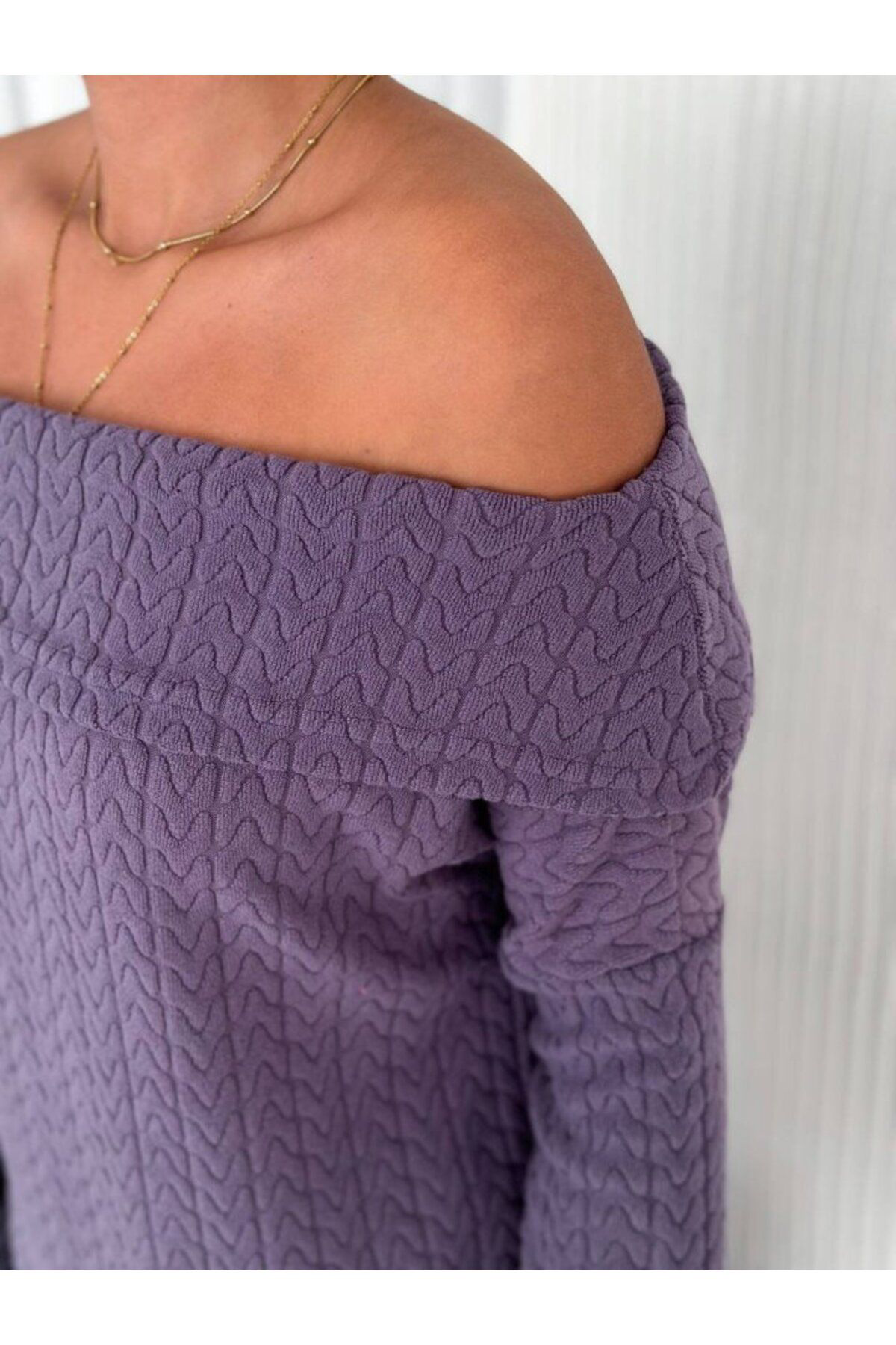 Kadın Madonna Yaka Havlu Kumaş Bluz