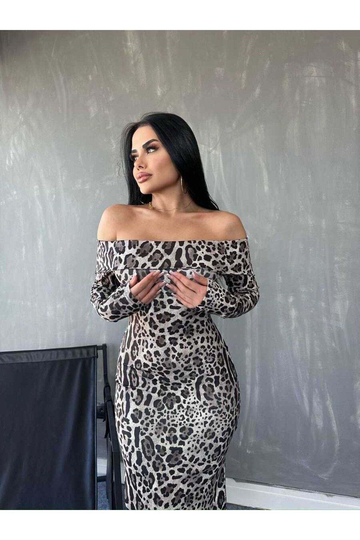 Kadın Madonna Yaka Dalgıç Kumaş Leopar Desen Maxi Boy Derin Yırtm