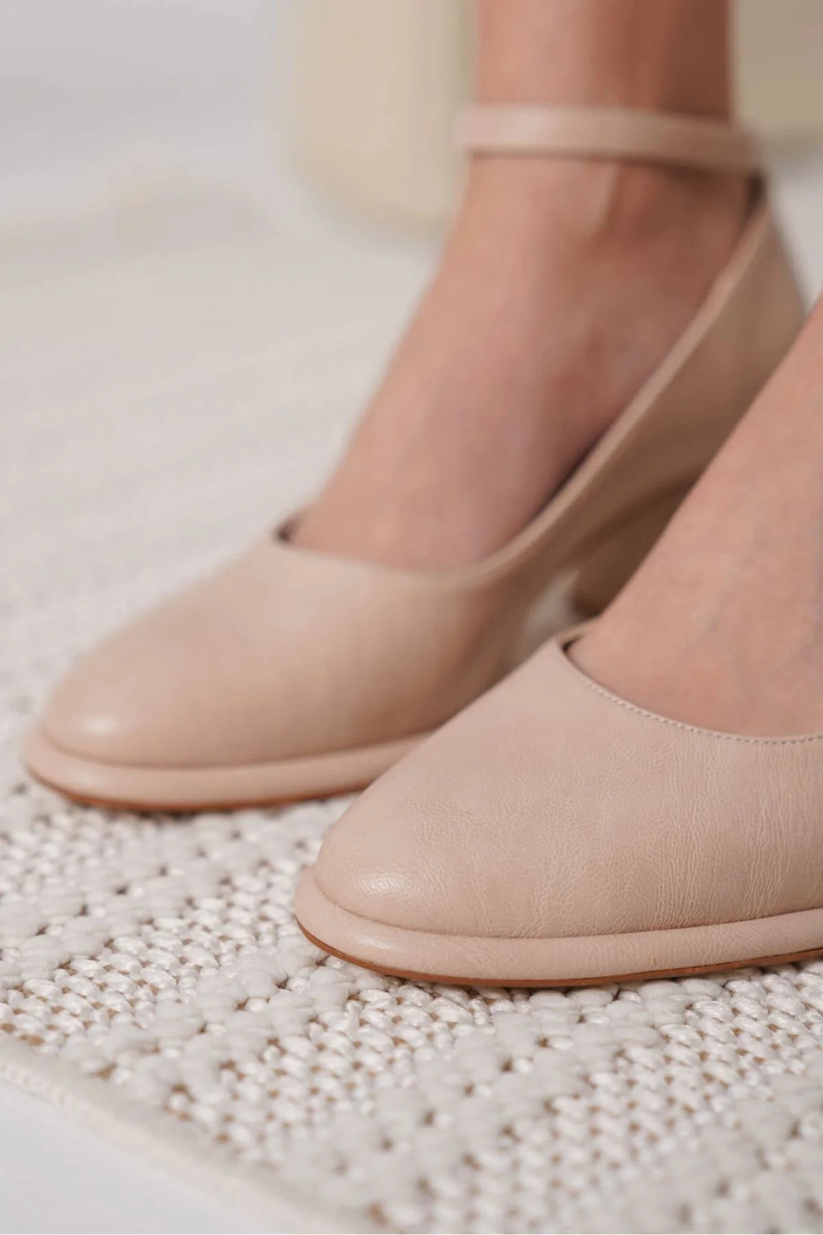 Kadın Mat Nude Topuklu Ayakkabı TR18MS06B