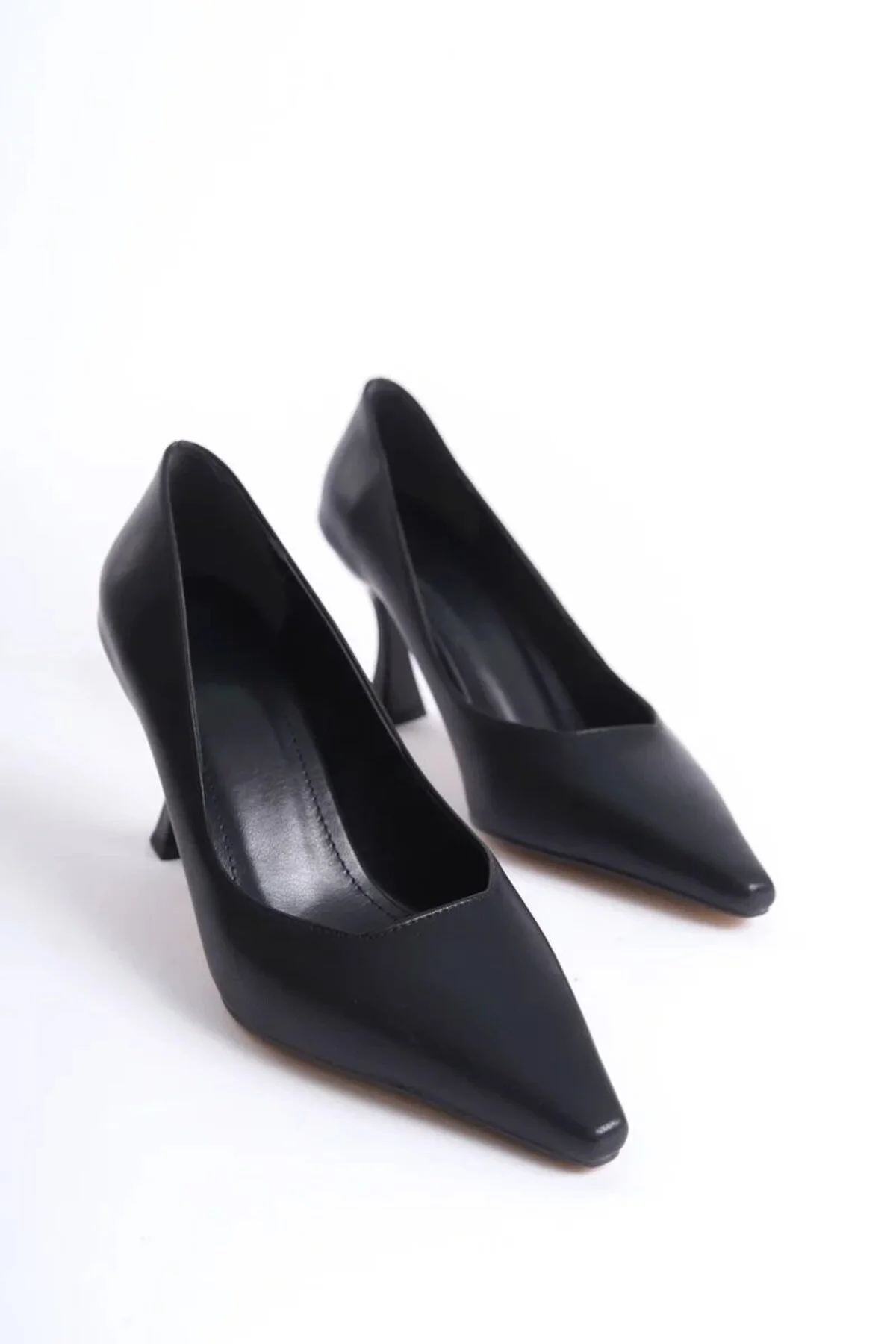 Kadın Mat Siyah Stiletto TR08MS27H Kadın Mat Siyah Stiletto TR08MS27H