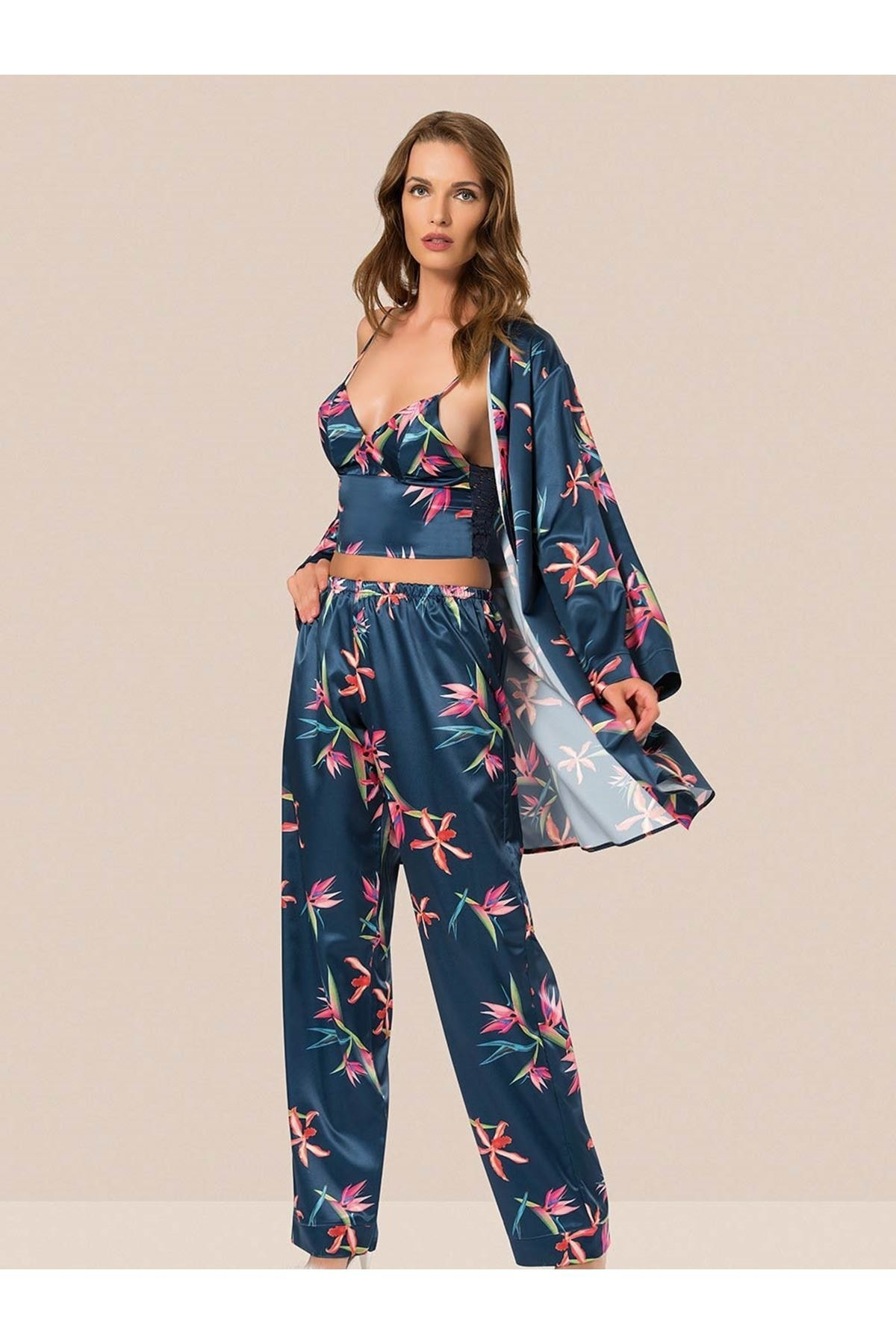 Kadın Lacivert Çiçek Desenli Saten 3 lü Pijama Takımı