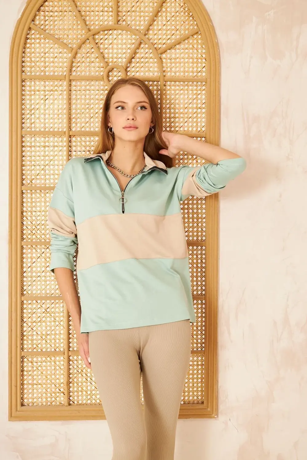 Kadın Mint Bej Uzun Kol Fermuarlı Polo Yaka Color Block Basic Sal