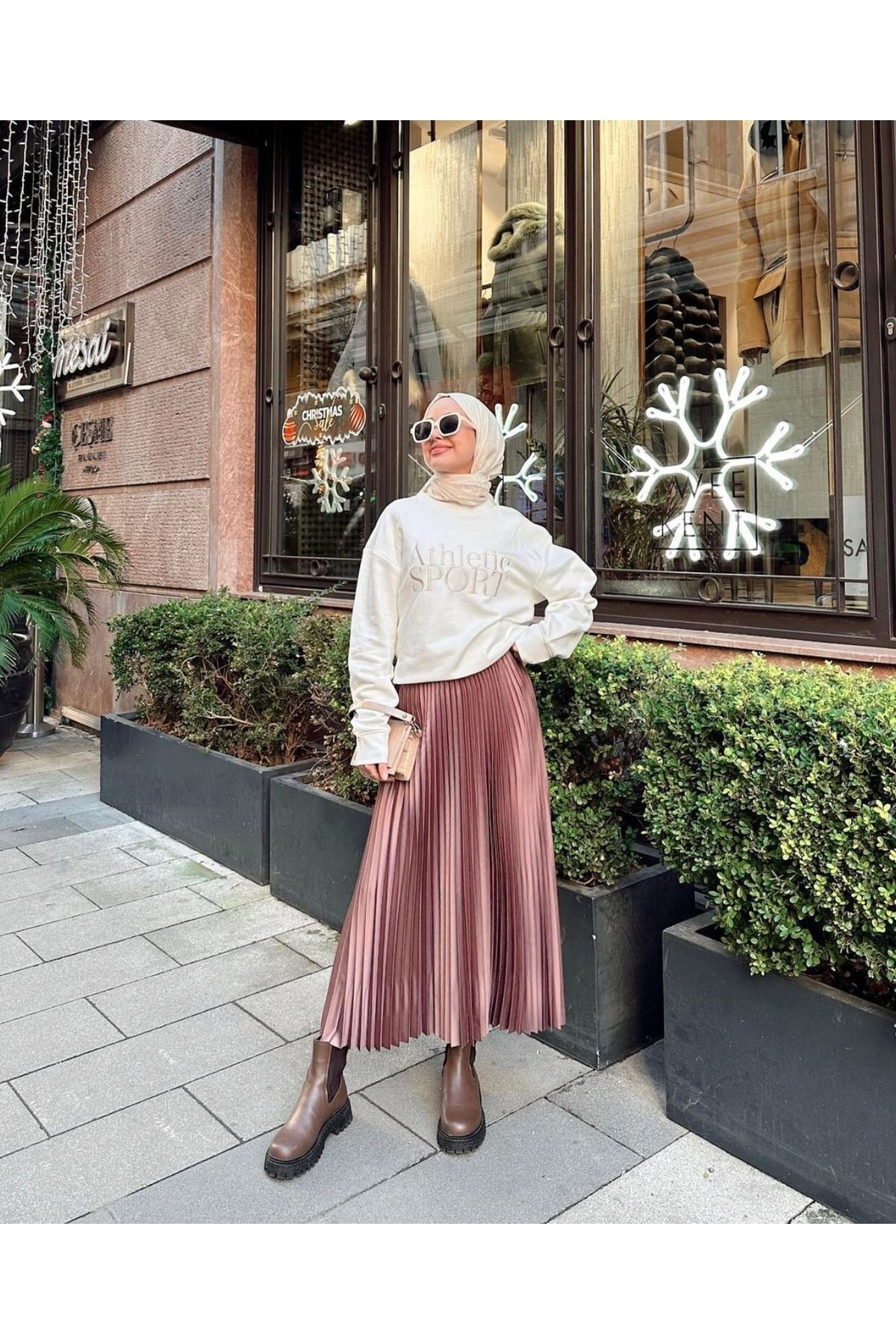 Cevher Kadin Model Saten İnce Piliseli Etek