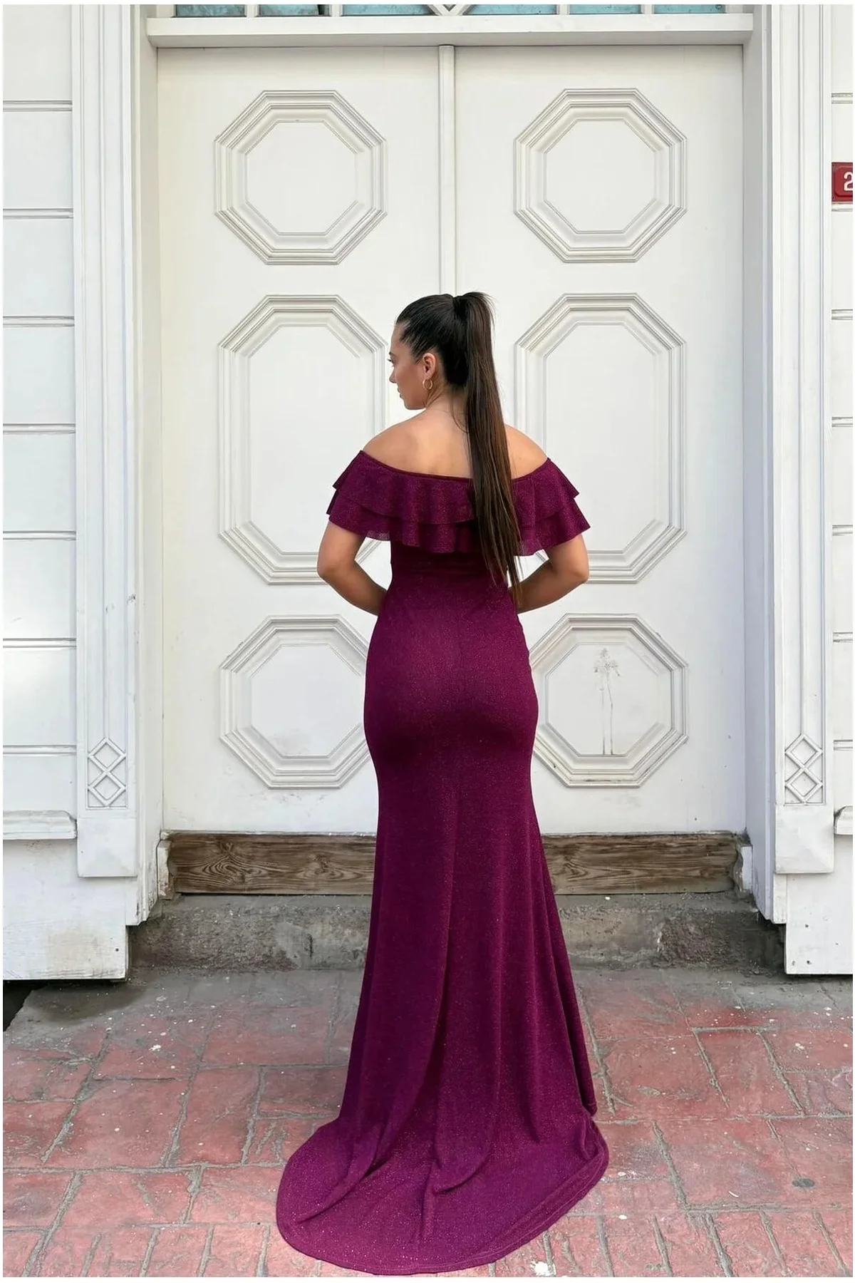 Kadın Modern Stil Krep Kumaş Straplez Yırtmaçlı Abiye Elbise