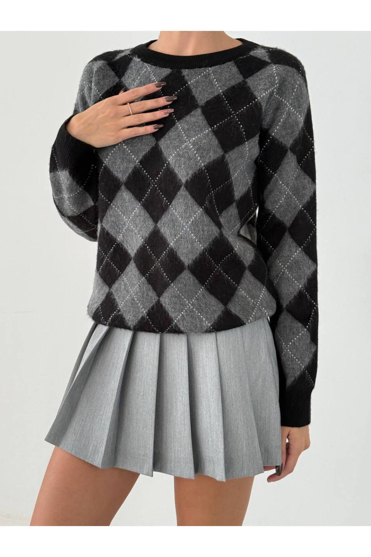 Nisantasimoda Kadın Omuz Dikişli Baklava Desen Triko Kazak