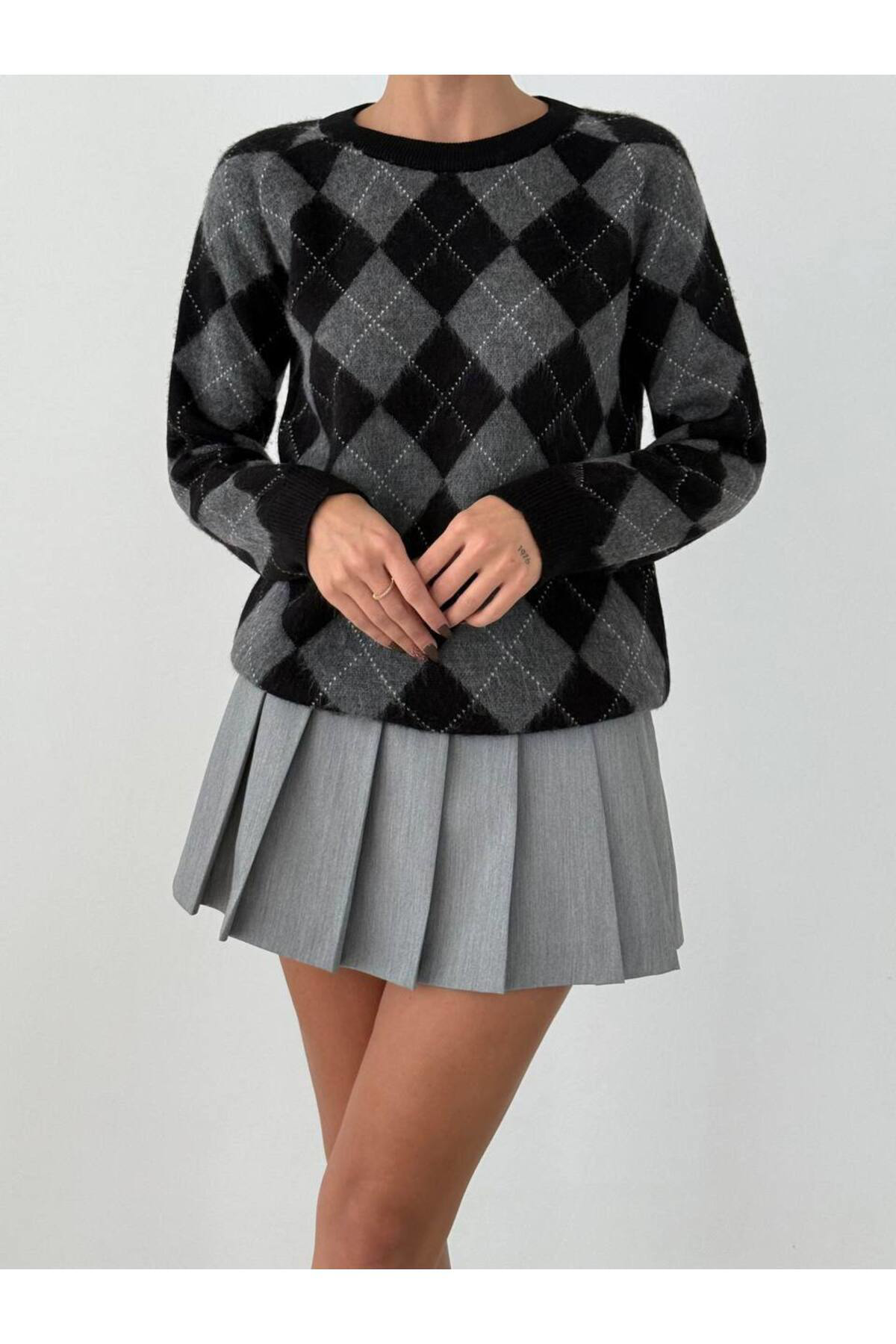 Nisantasimoda Kadın Omuz Dikişli Baklava Desen Triko Kazak