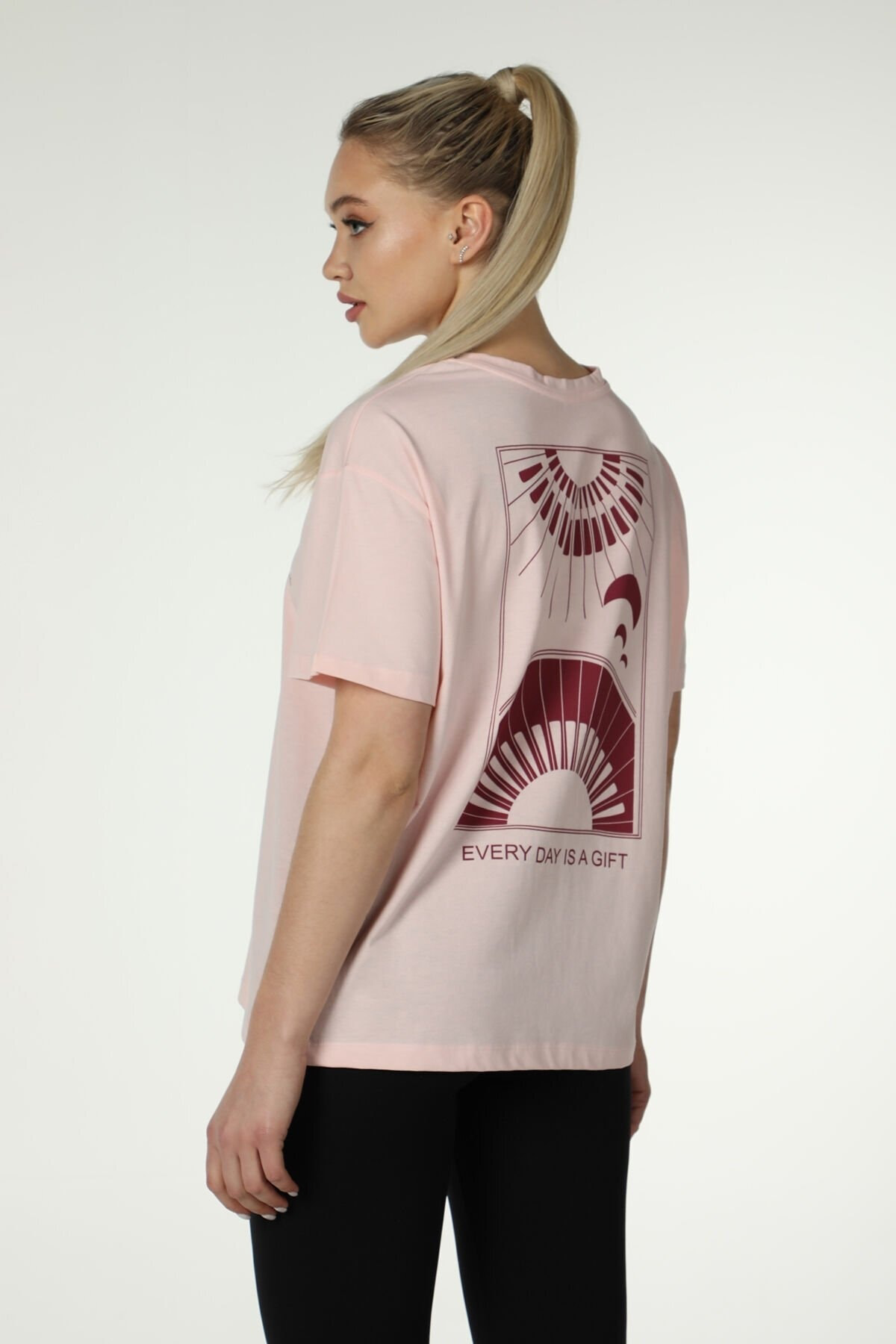 Defys Kadin Ön Ve Sirt Baskili Kisa Kollu Bisiklet Yaka Oversize Oversi