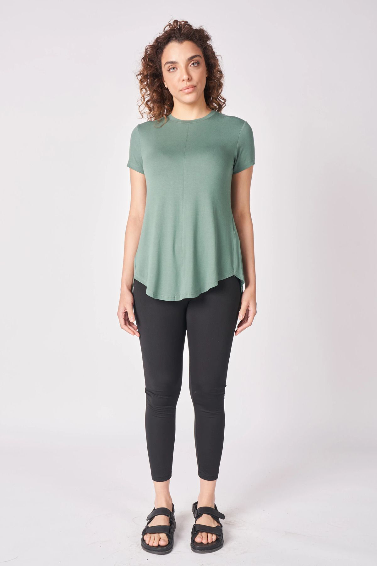 Kadın Oversize Bisiklet Yaka Kısa Kollu Tişört Bazalt Gri