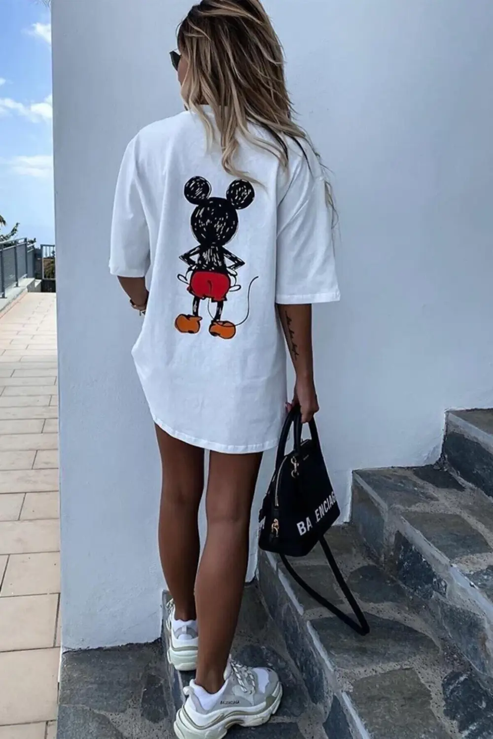 Kadın Oversize Mickey Baskılı Beyaztshirt