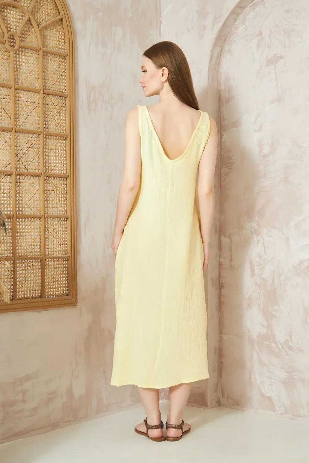 Kadın Oversize Müslin Derin V Yaka Askılı Kolsuz Yırtmaçlı Uzun G