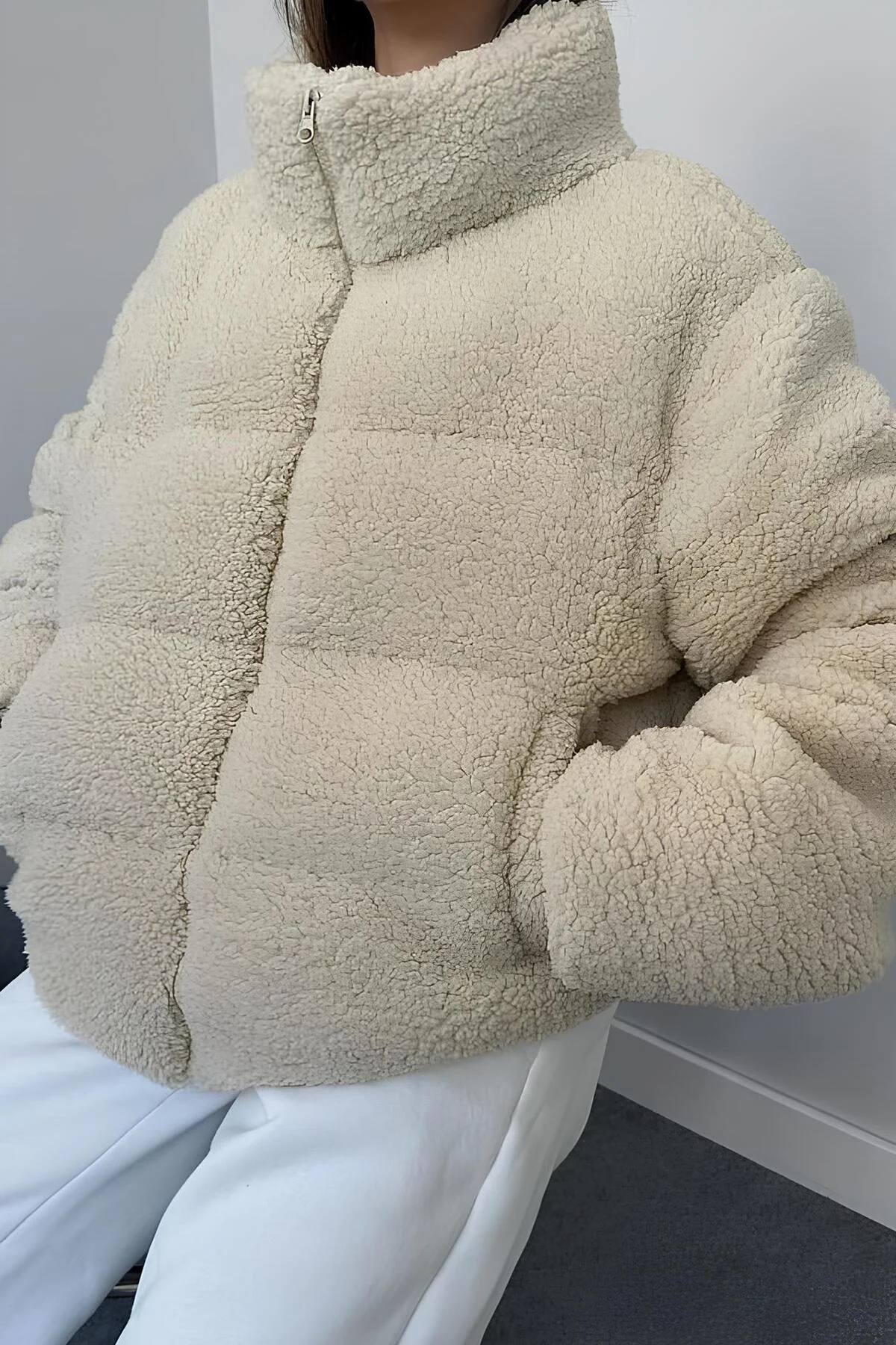 Kadın Oversize Peluş Kadın Mont – Teddy Polar Bej Şişme Mont - Kı