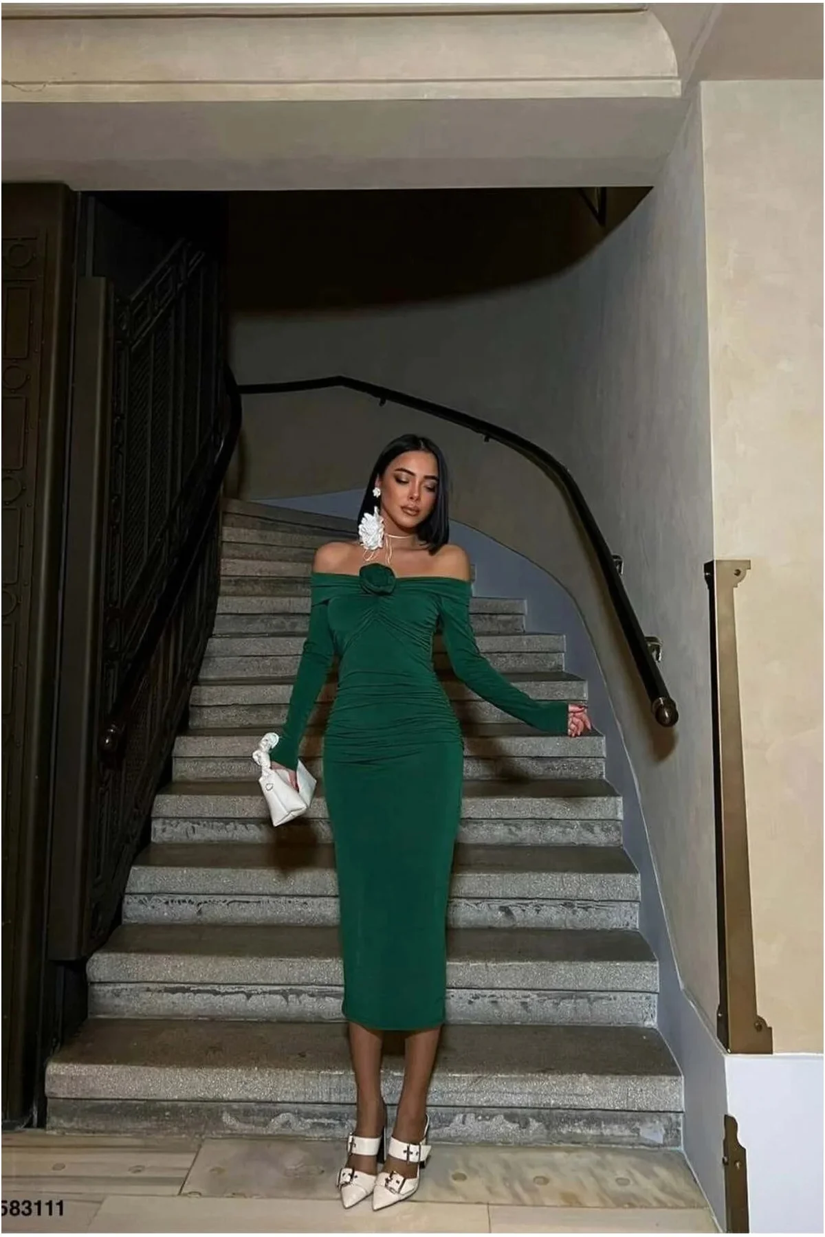 Kadın Özel Tasarım Kayık Yaka Drapeli Midi Uzun Kollu Abiye Elbise