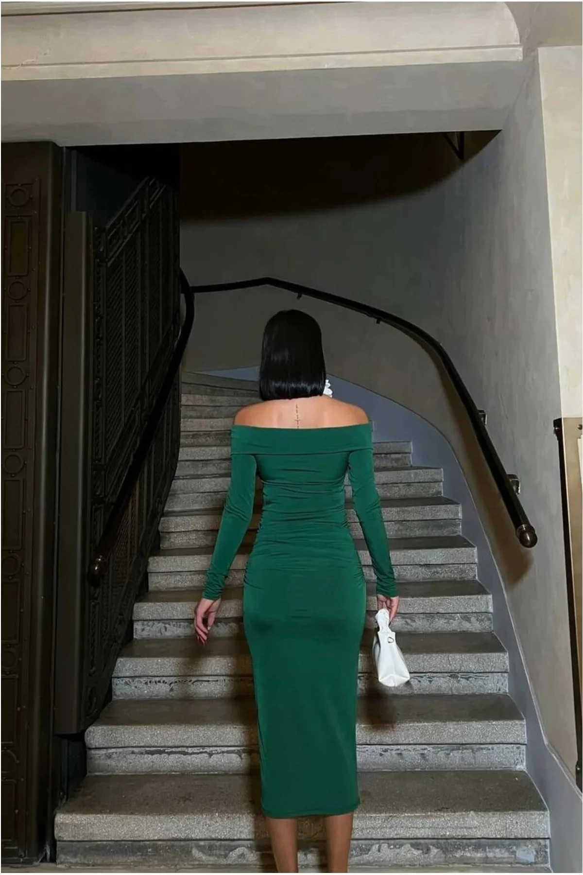 Kadın Özel Tasarım Kayık Yaka Drapeli Midi Uzun Kollu Abiye Elbise