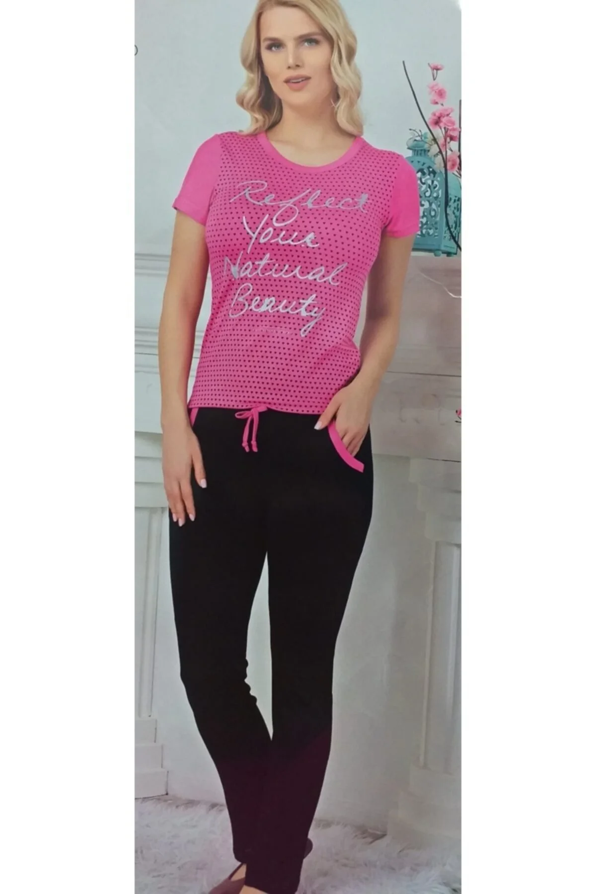 Kadın Pembe Baskılı Pijama Takımı