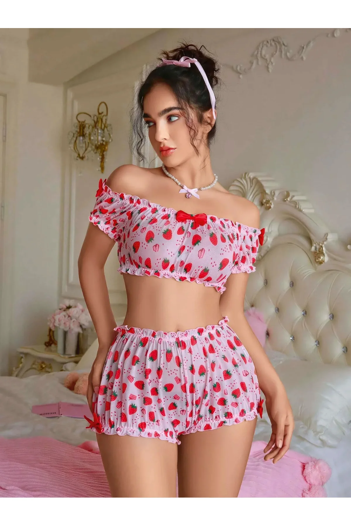 Kadın Pembe Çilek Desenli Şort takım 2156 Kadın Pembe Çilek Desenli Şort takım 2156