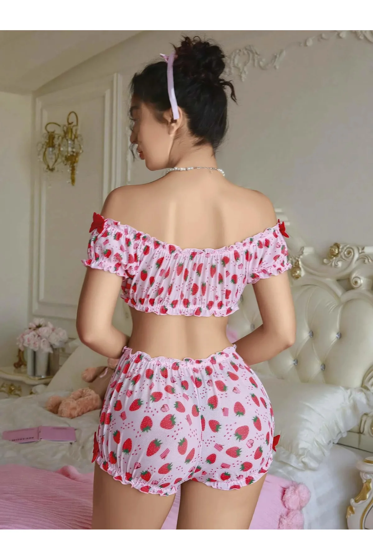 Kadın Pembe Çilek Desenli Şort takım 2156 Kadın Pembe Çilek Desenli Şort takım 2156