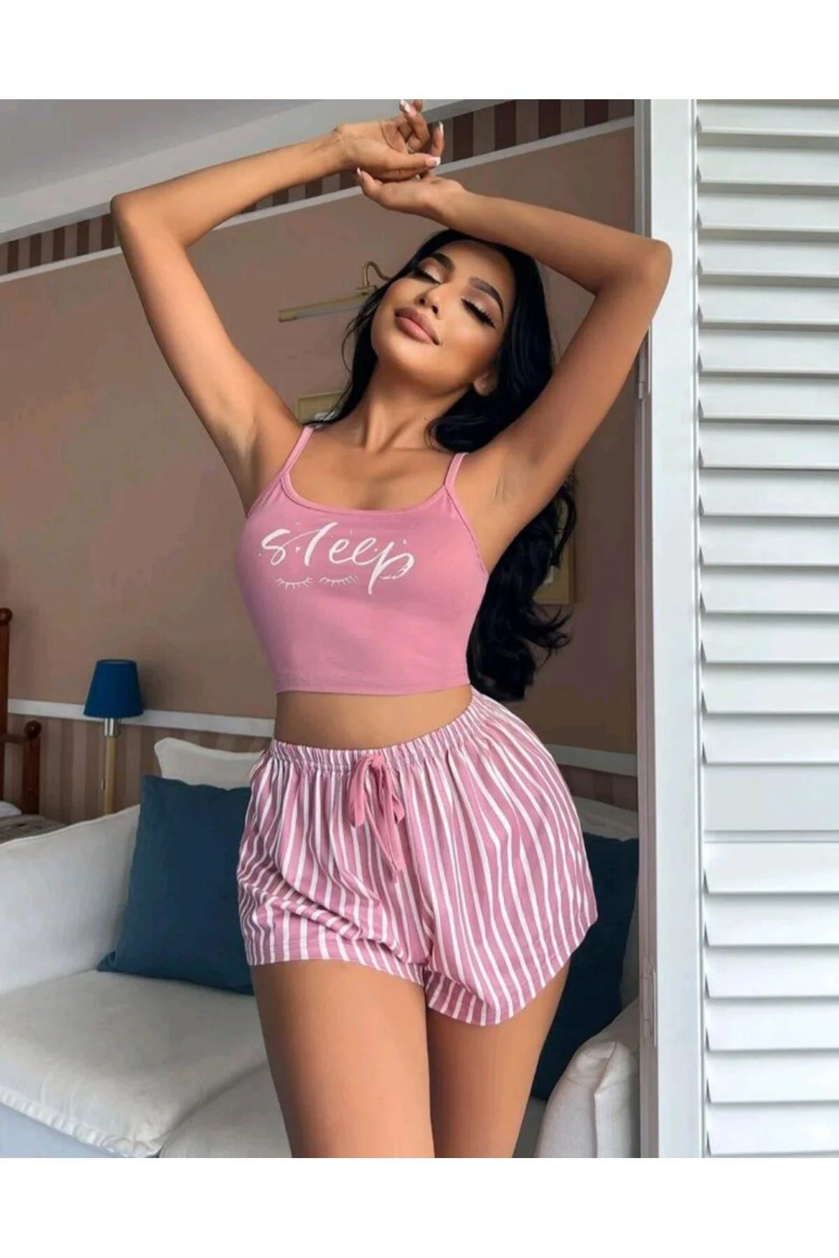 Kadın pembe çizgili desen Askılı Şortlu Pijama Takım 5002